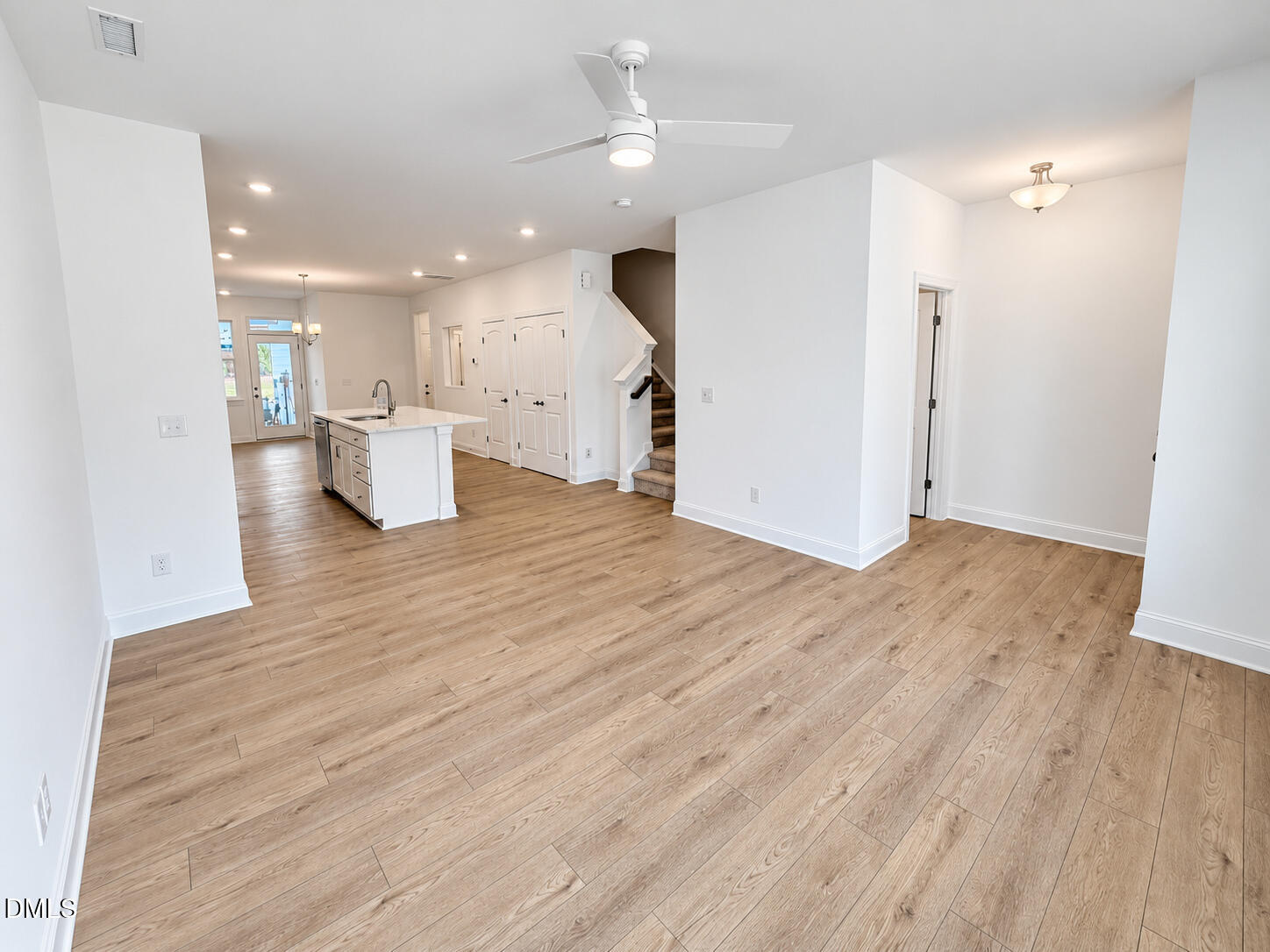 550 Traditions Grande Boulevard Property Photo 7
