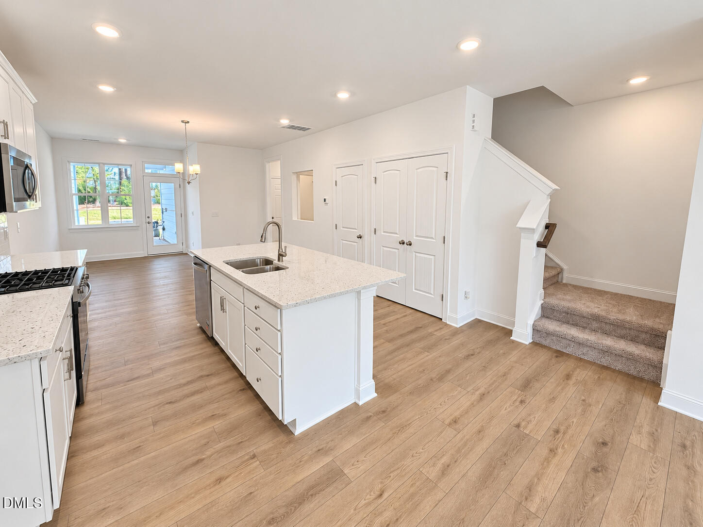 550 Traditions Grande Boulevard Property Photo 8