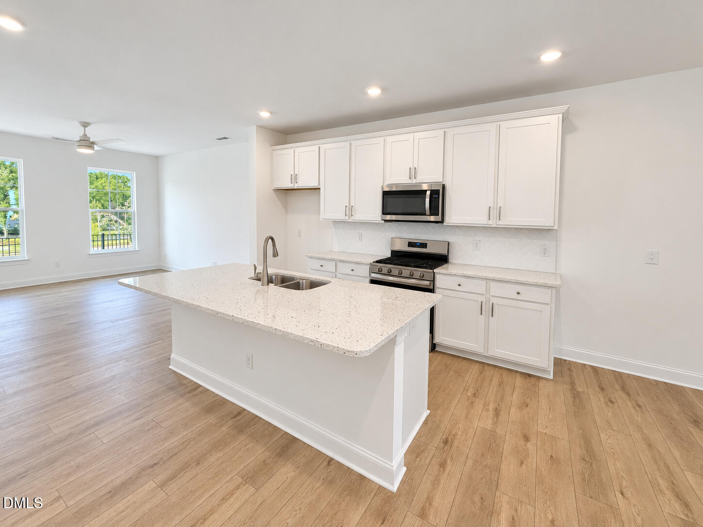 550 Traditions Grande Boulevard Property Photo 15