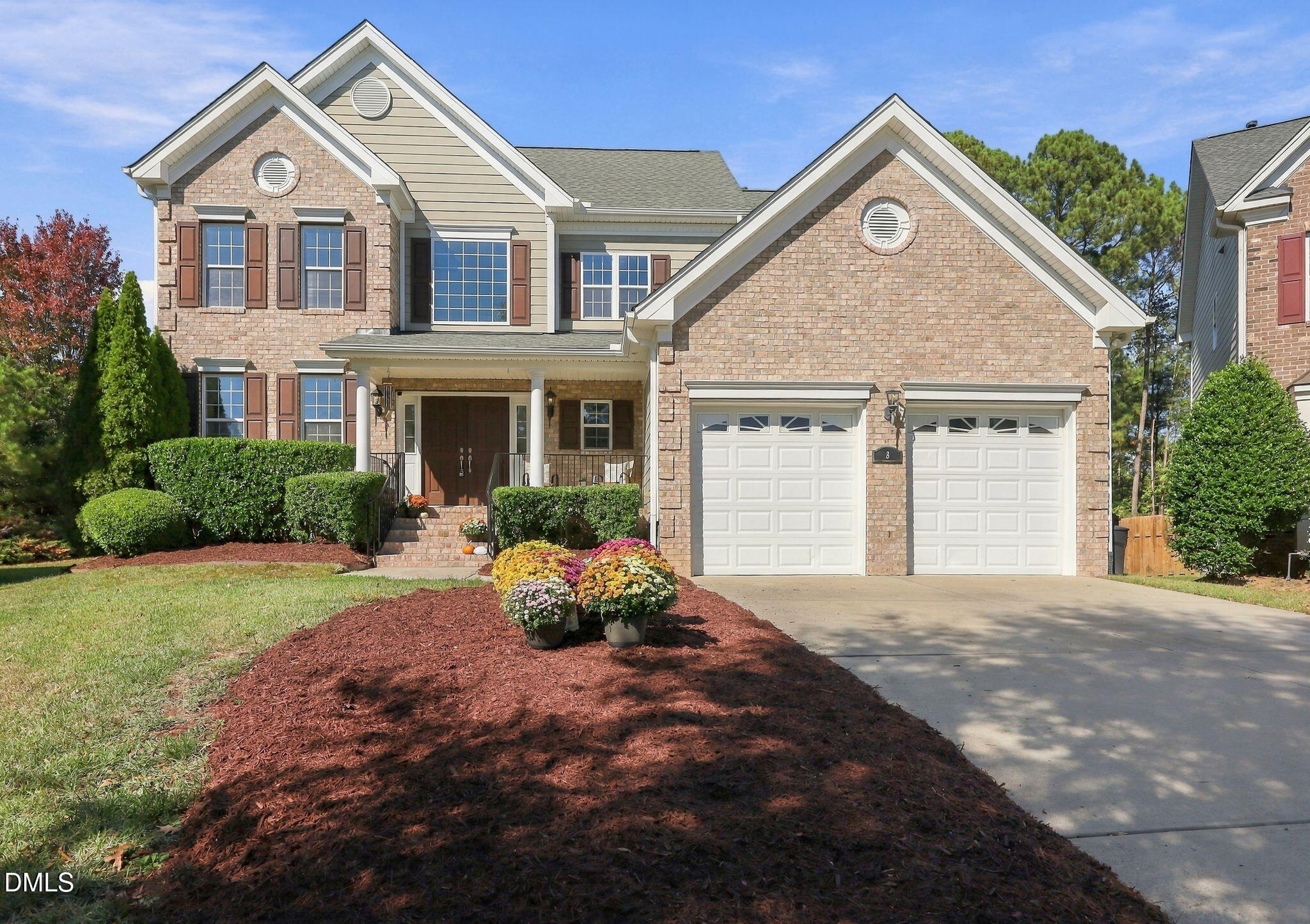 8 Eastcrest Court Property Photo 1