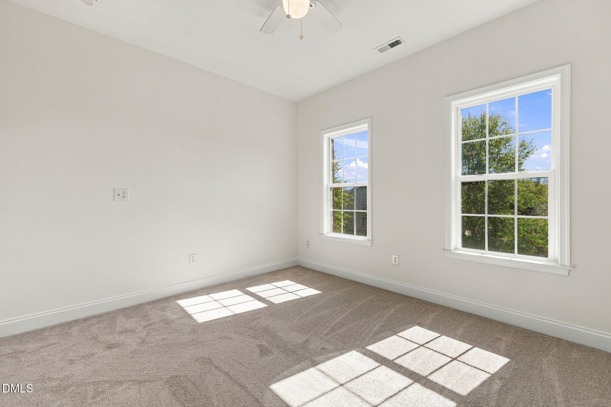 8 Eastcrest Court Property Photo 26