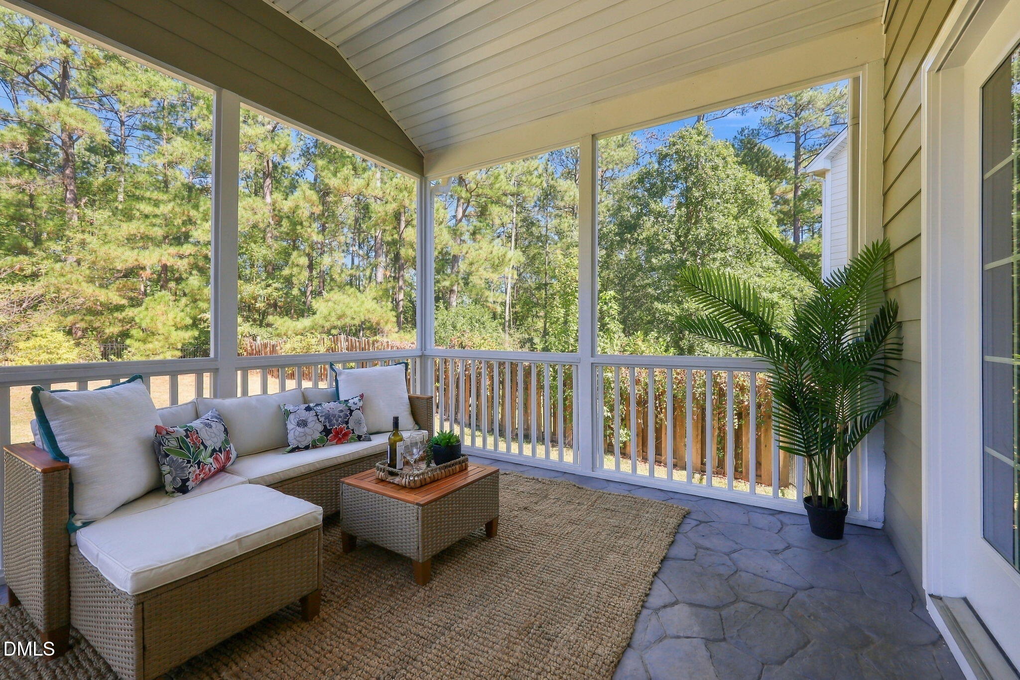 8 Eastcrest Court Property Photo 35