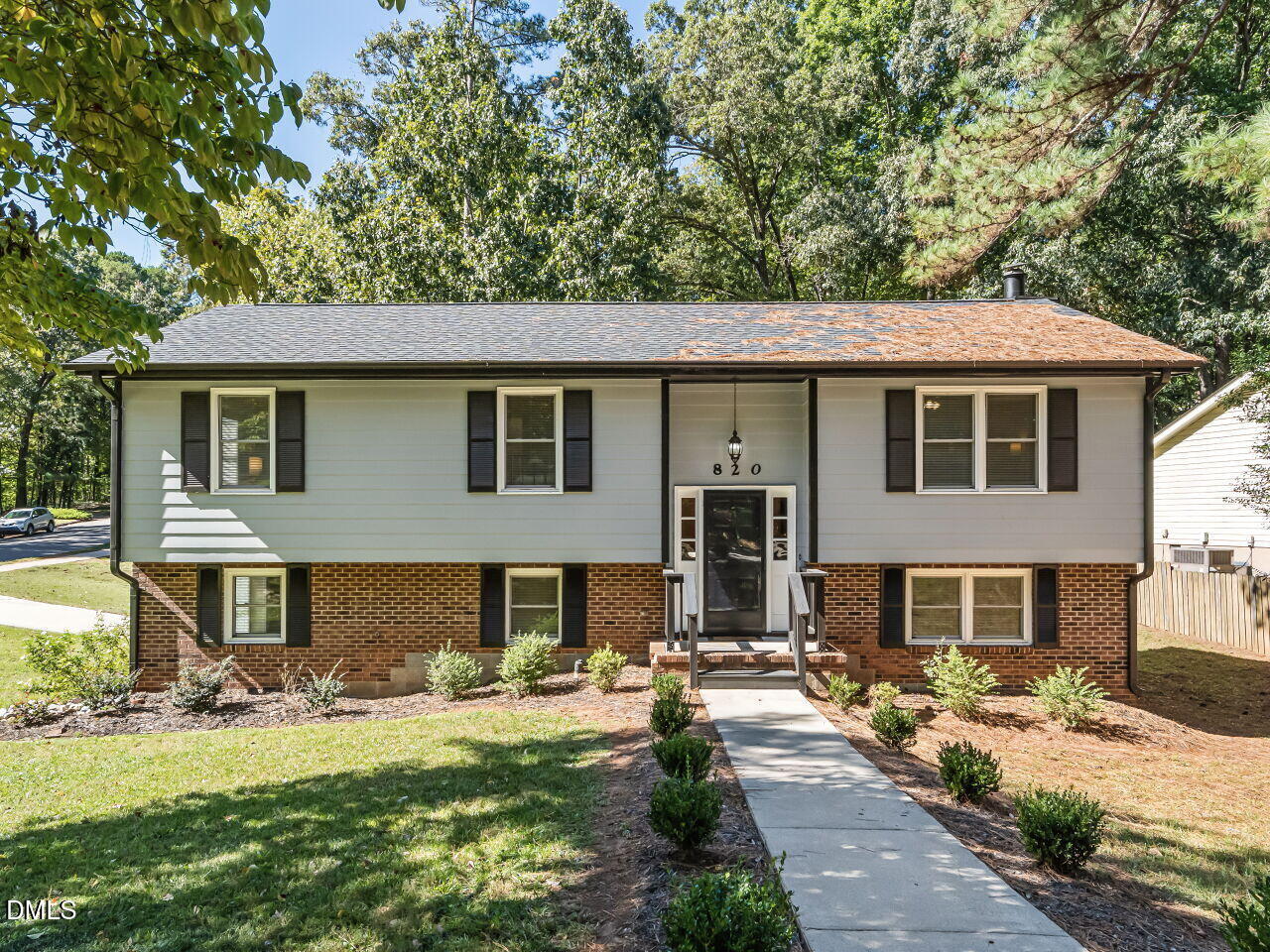 820 Nuttree Place Property Photo 1