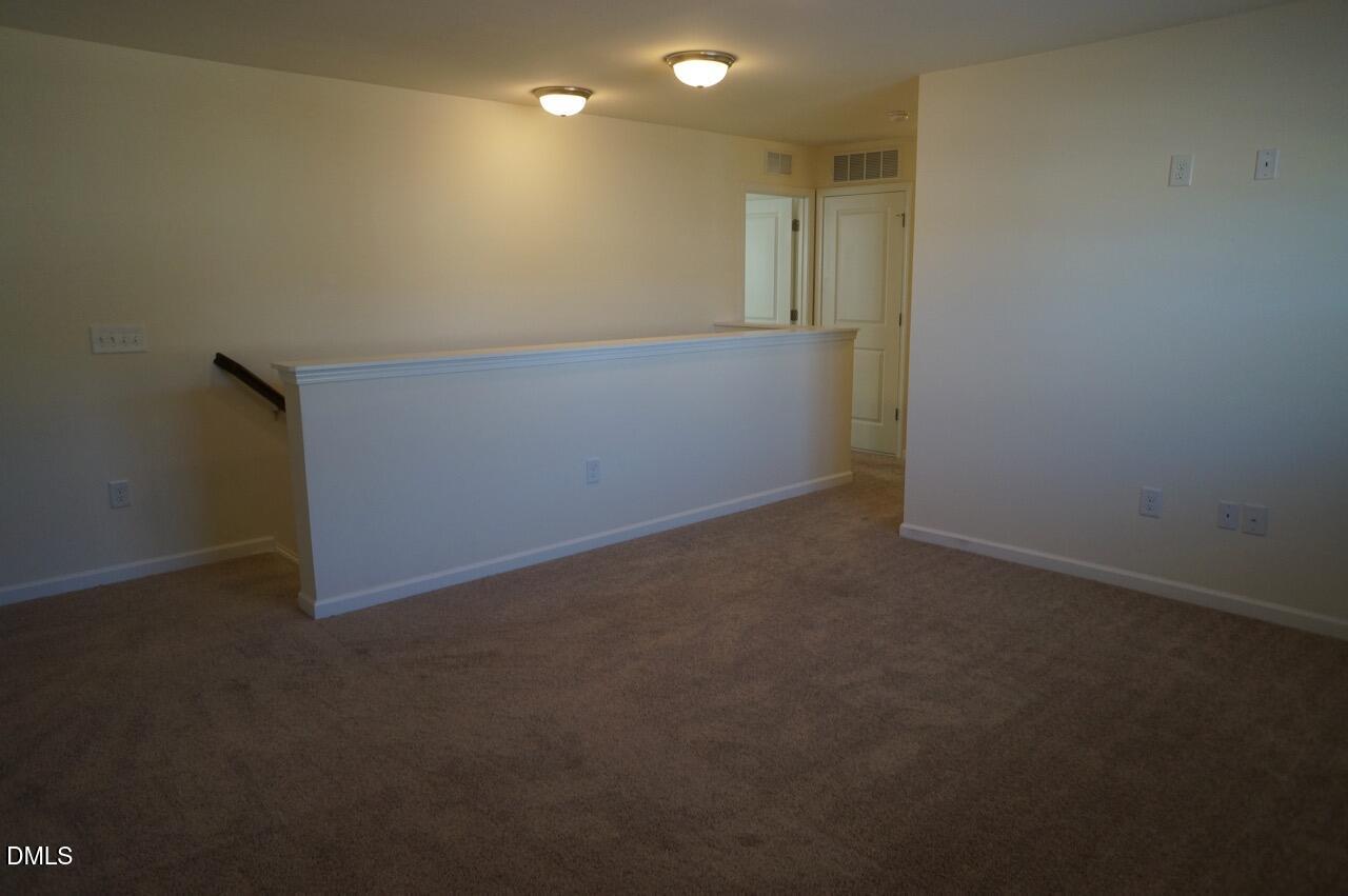 671 Lavenham Lane Property Photo 15