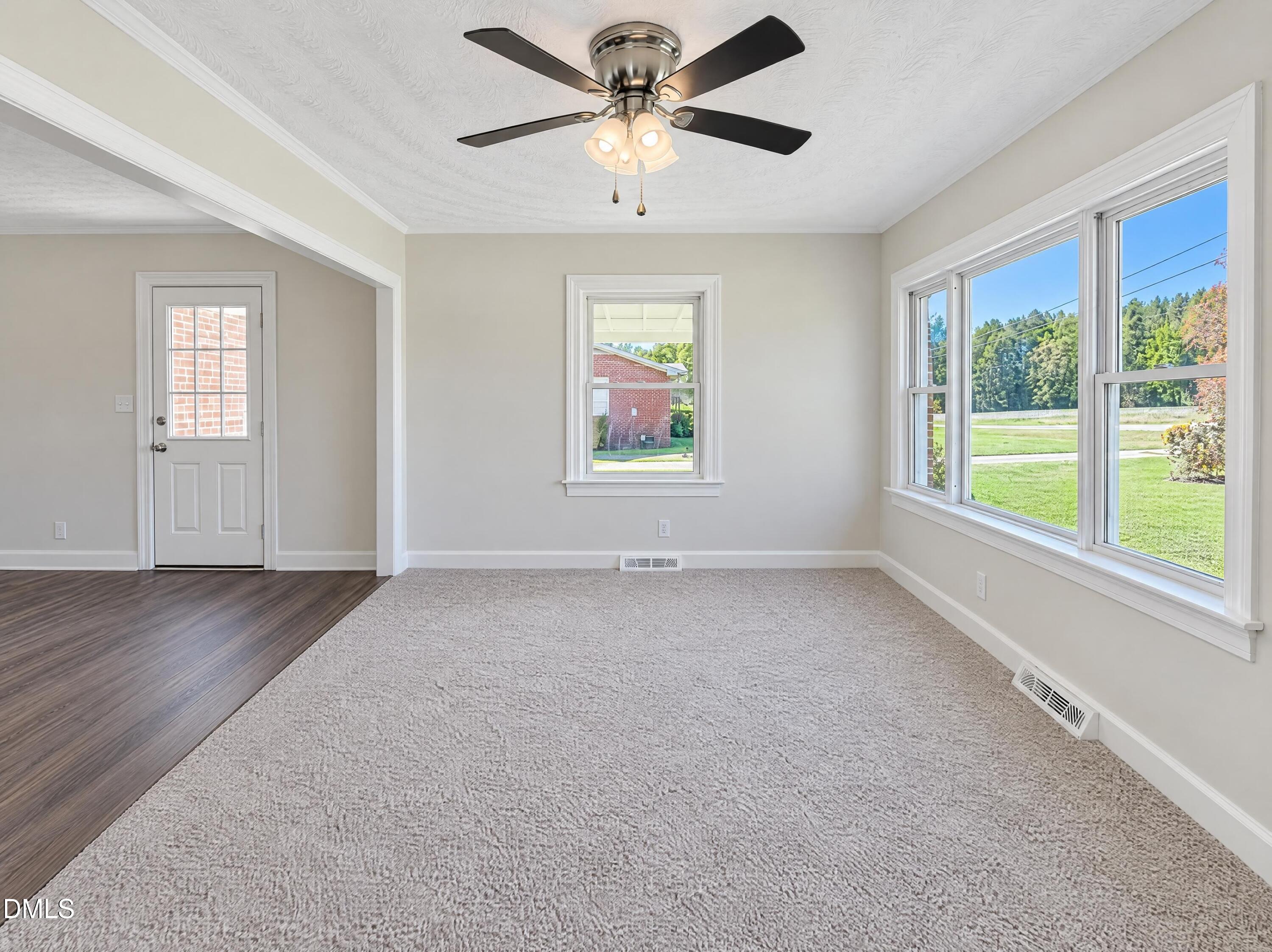 5244 Lindsey Road Property Photo 2