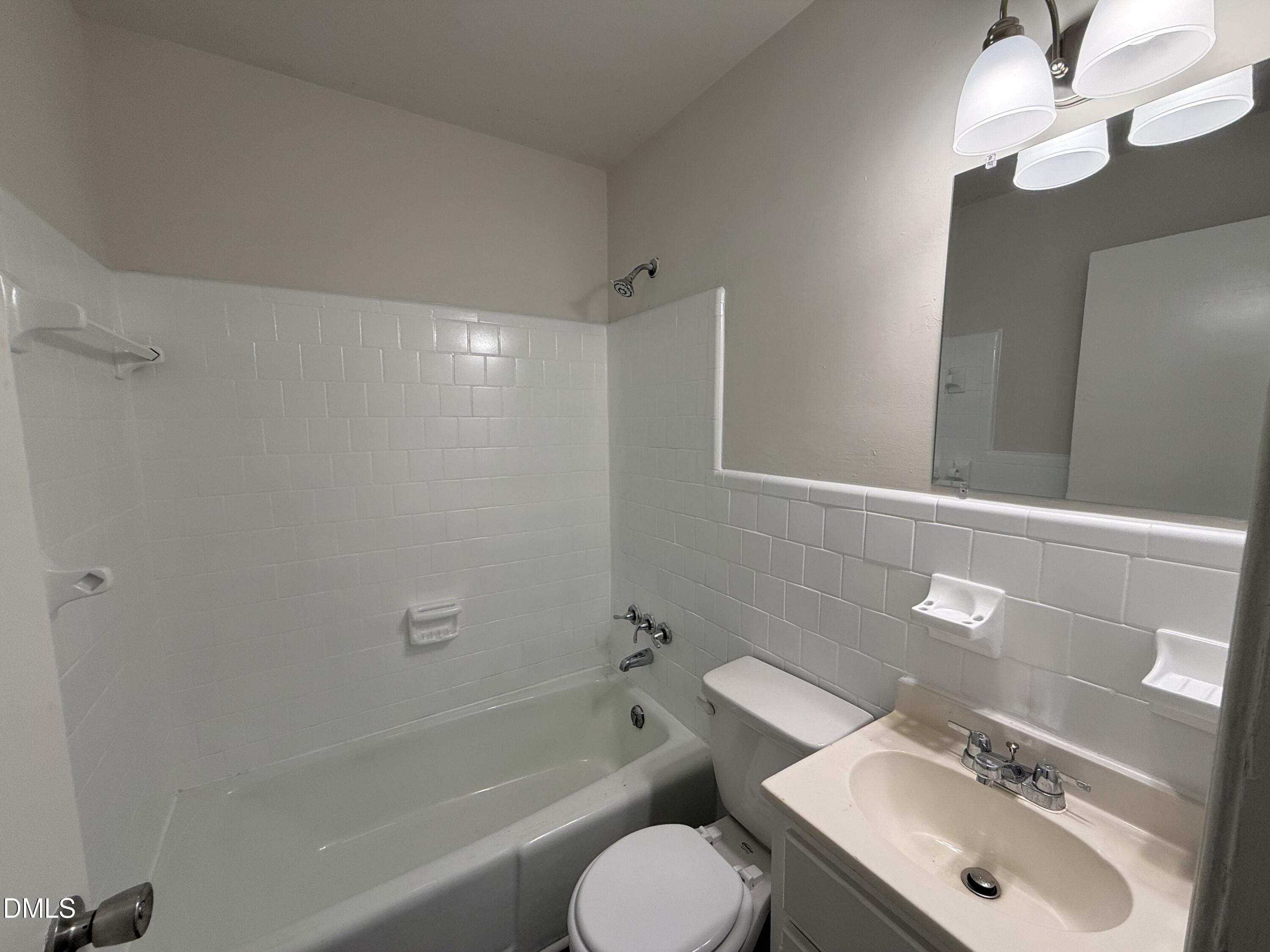 5244 Lindsey Road Property Photo 12