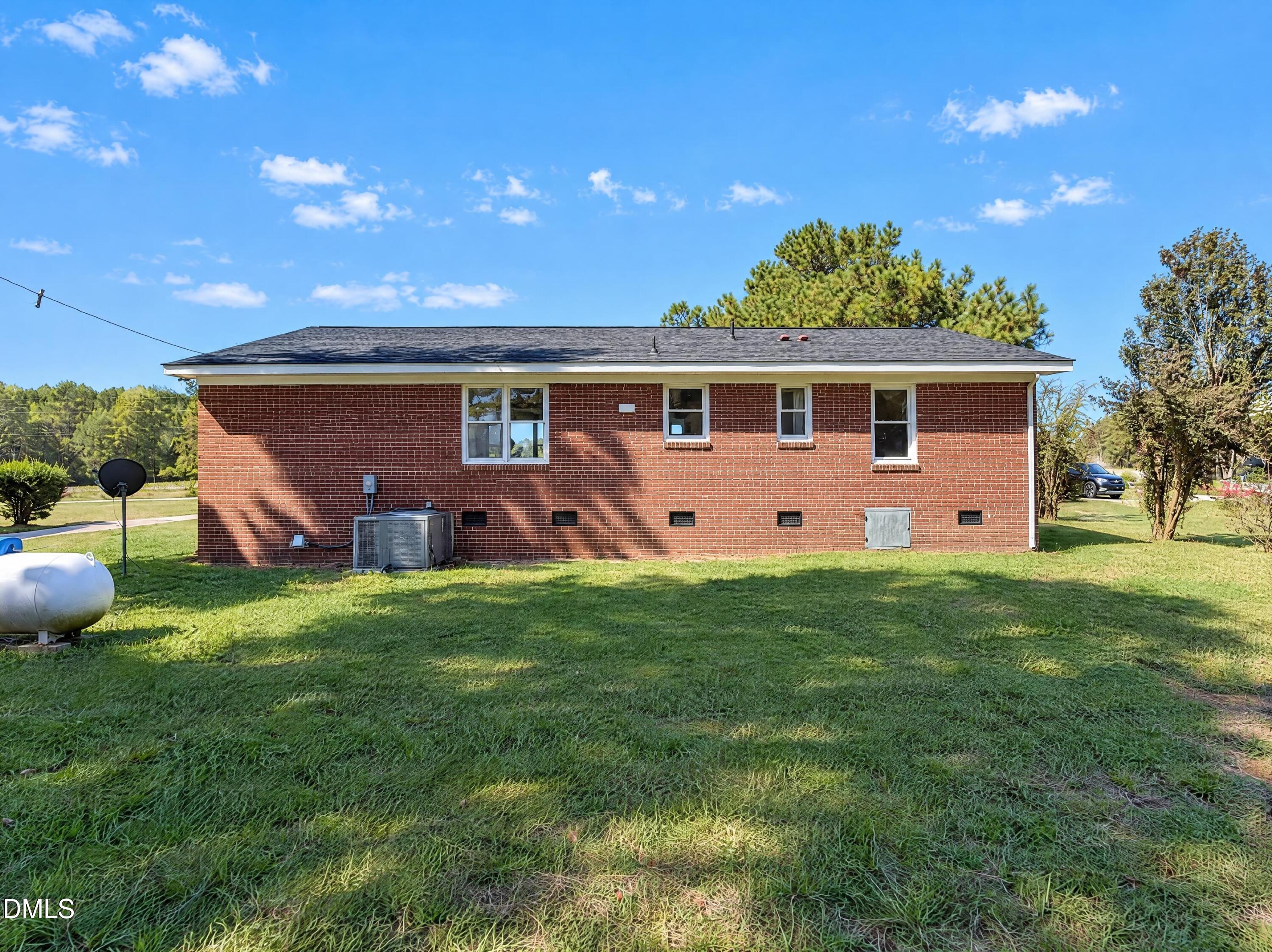 5244 Lindsey Road Property Photo 14
