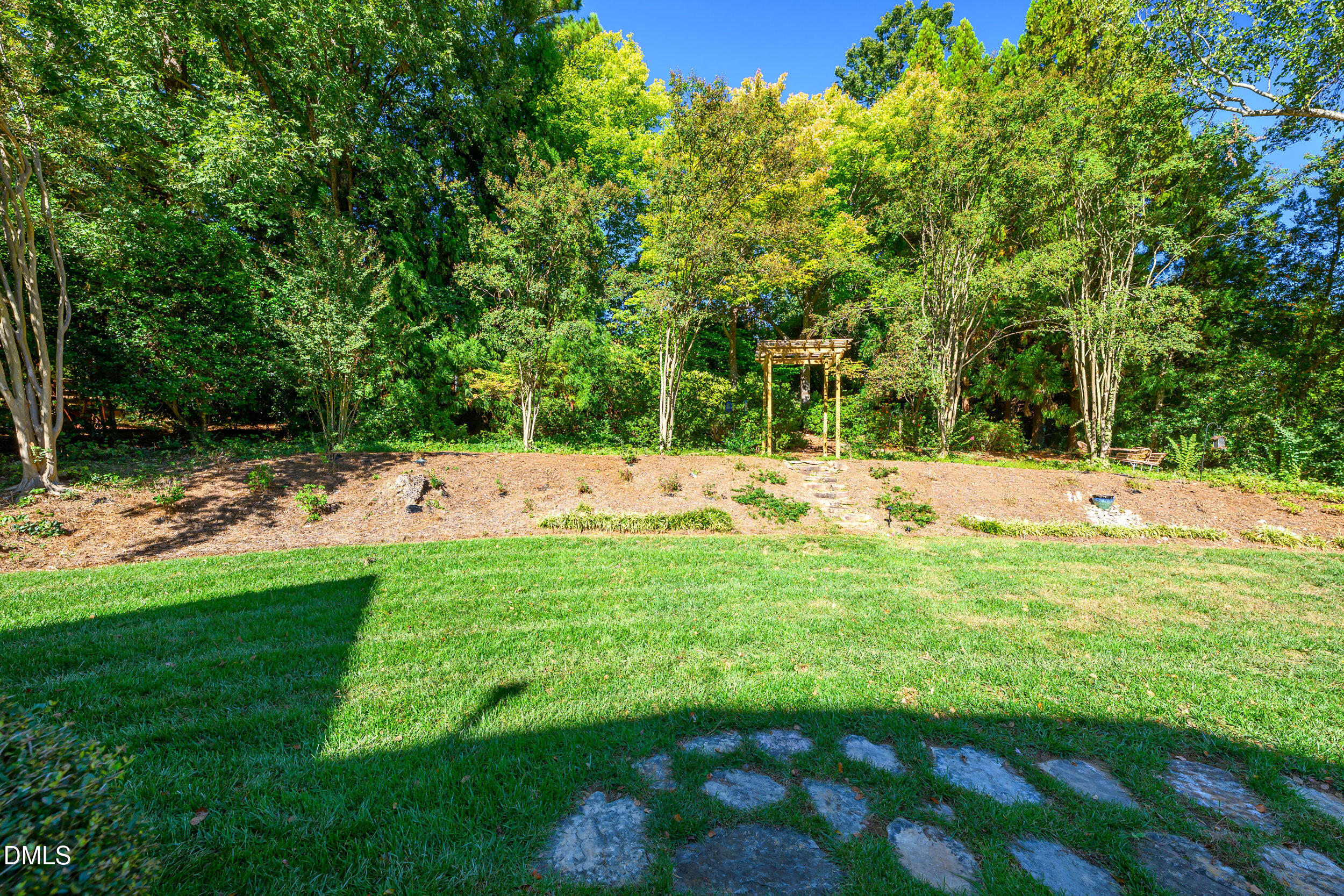 3909 Hemsbury Way Property Photo 40