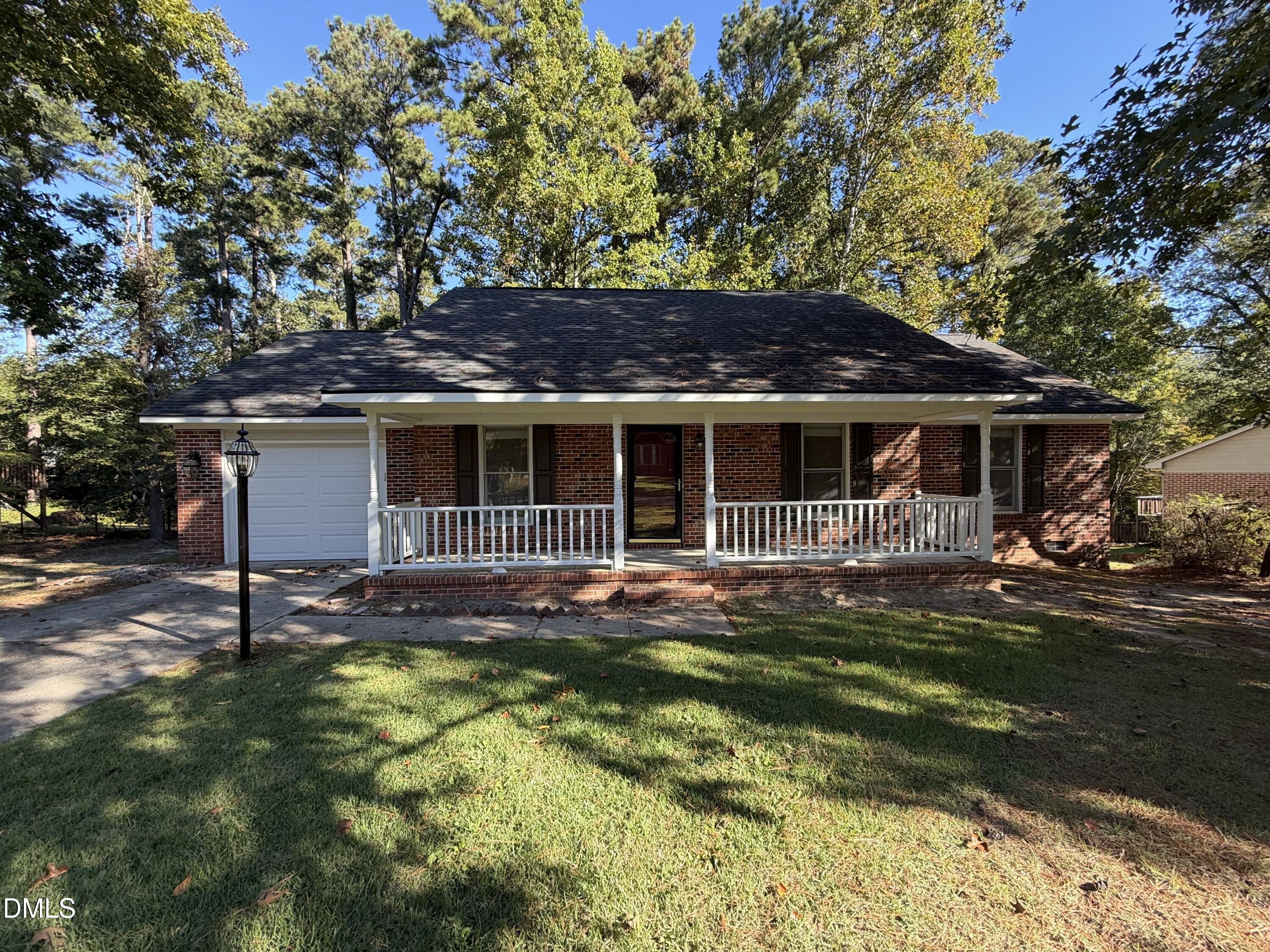 1290 Arailia Drive Property Photo 1