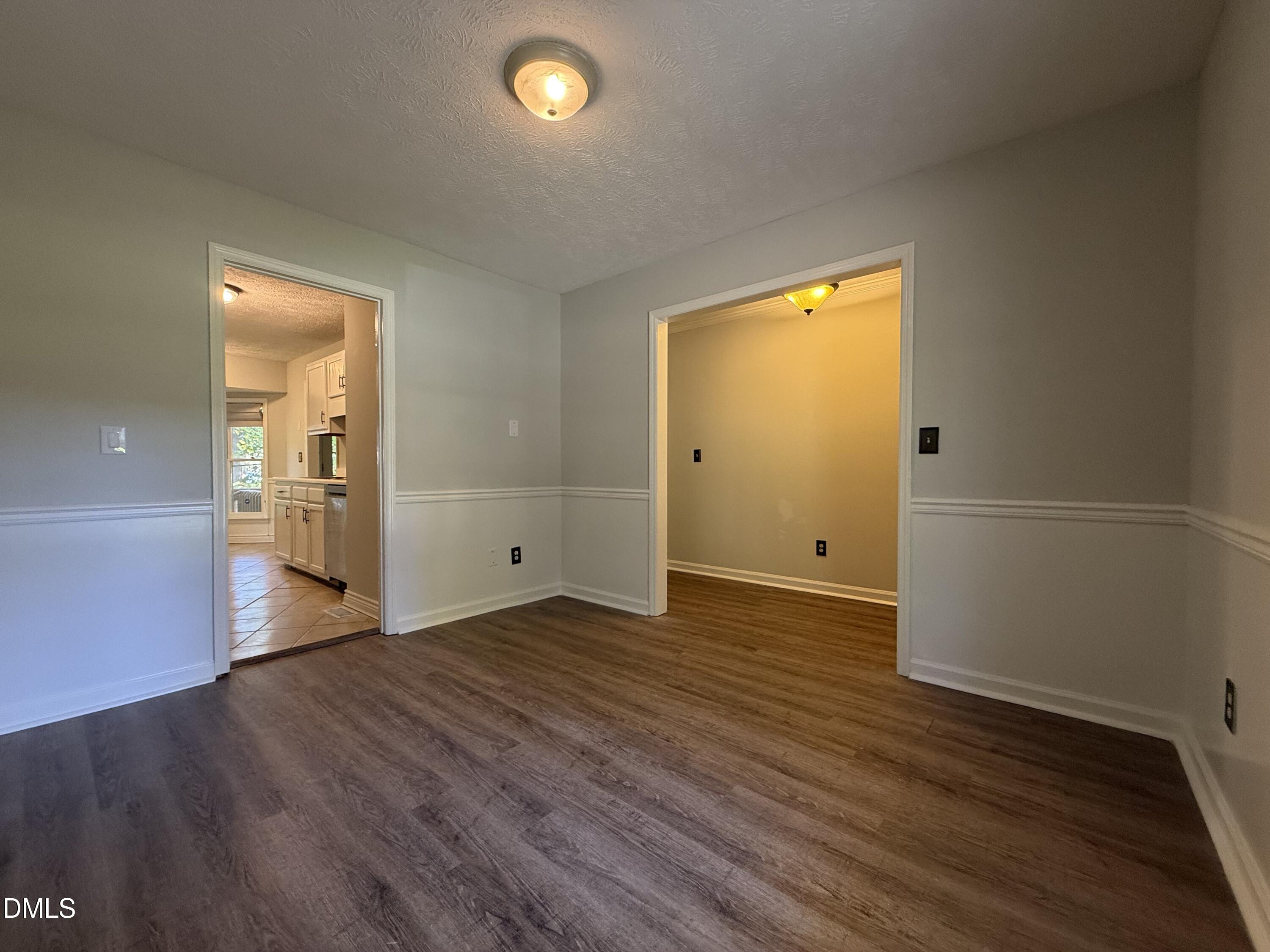 1290 Arailia Drive Property Photo 8