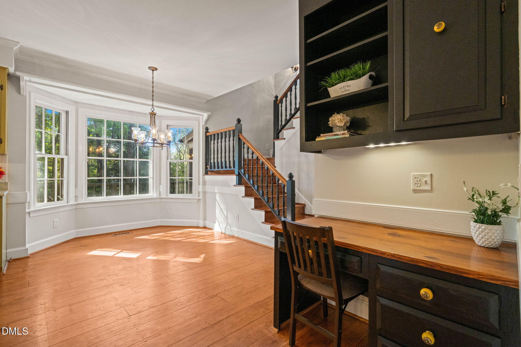 8817 Stonegate Drive Property Photo 14