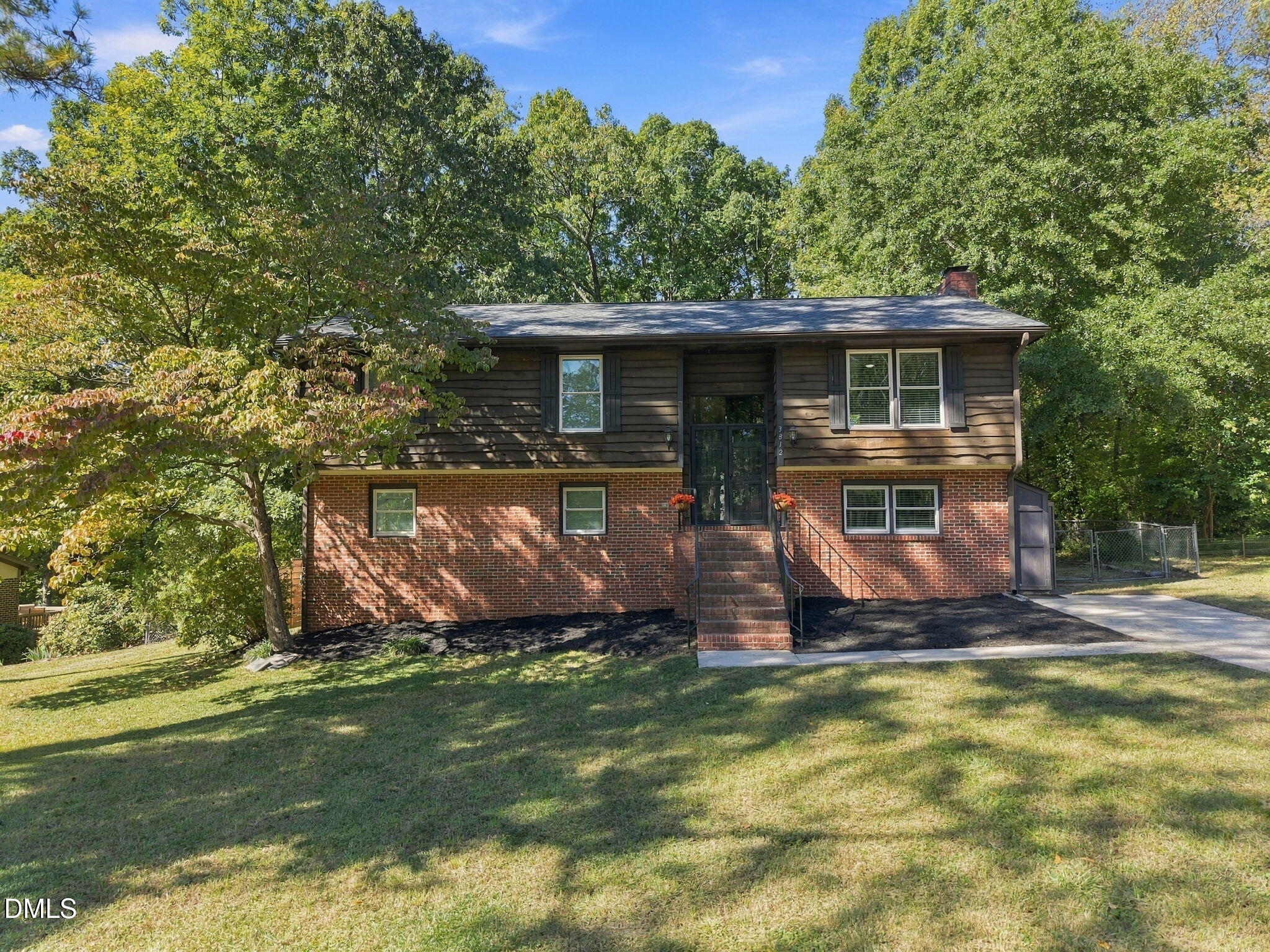 3812 Oak Park Road Property Photo 1