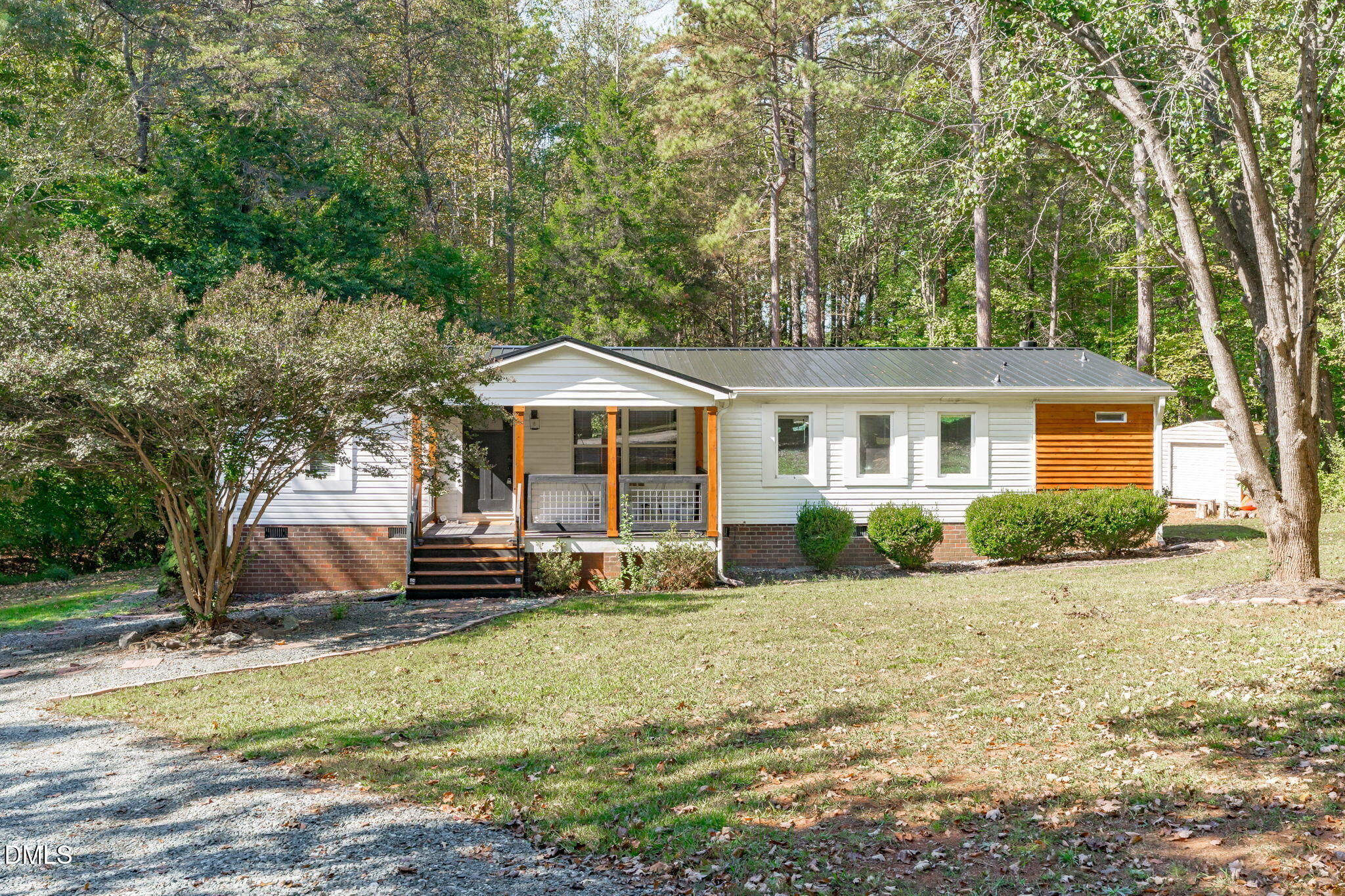5257 Lloyd Hill Lane Property Photo 1