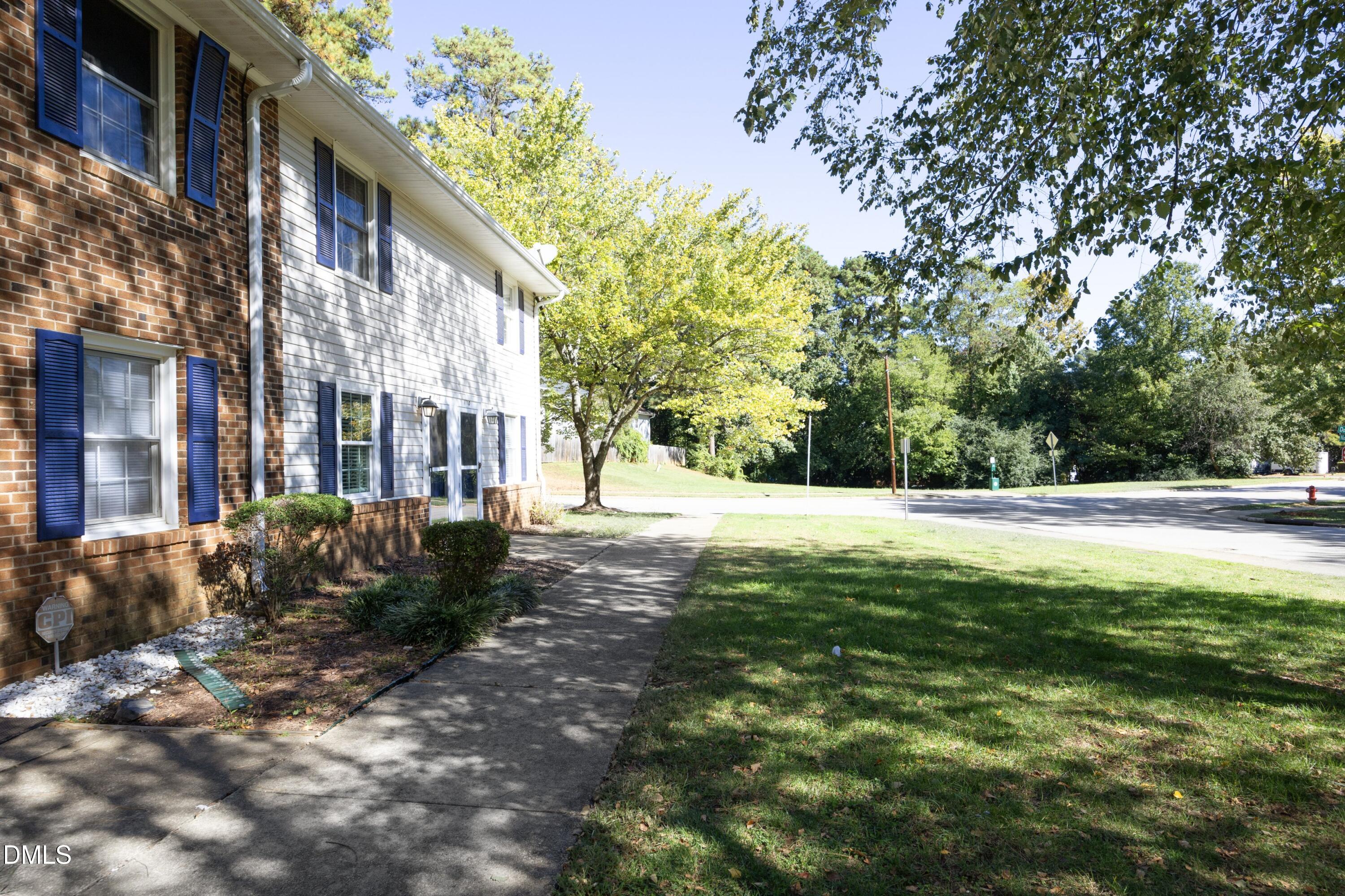 1110 Donaldson Drive Property Photo 3
