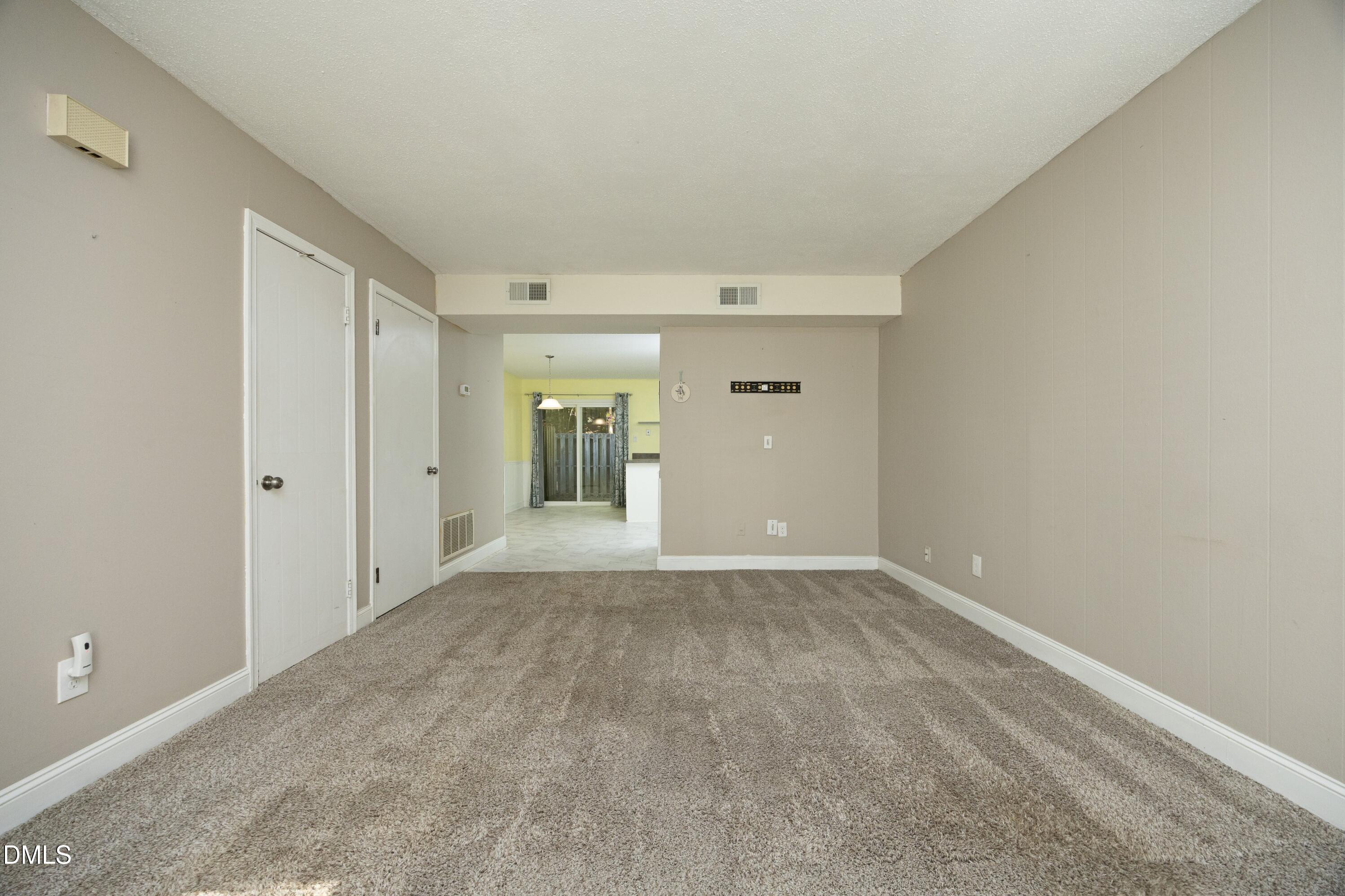 1110 Donaldson Drive Property Photo 7