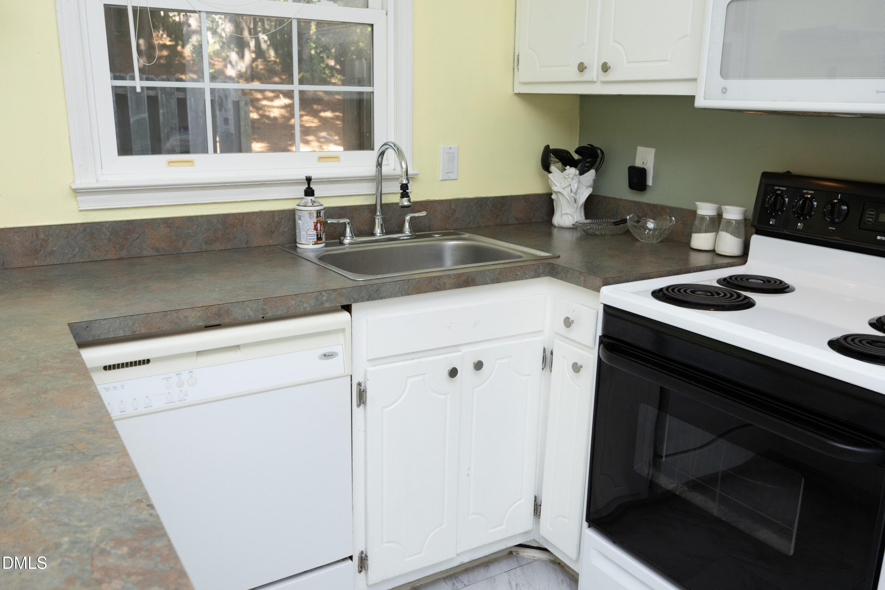 1110 Donaldson Drive Property Photo 13