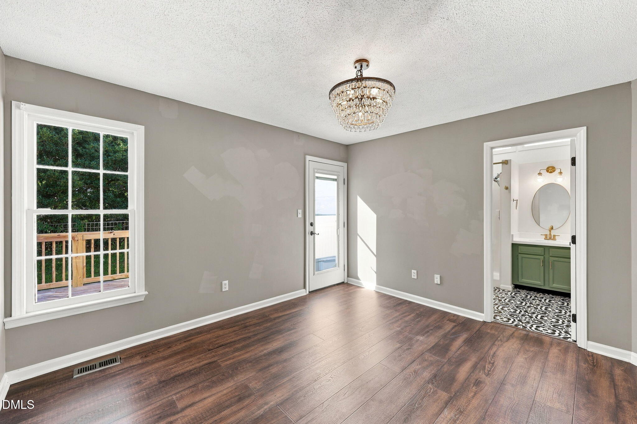 7105 Kinross Drive Property Photo 16