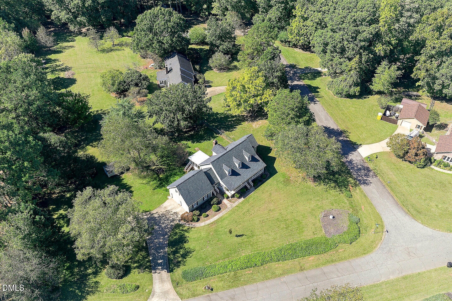 6216 Powell Ridge Road Property Photo 1