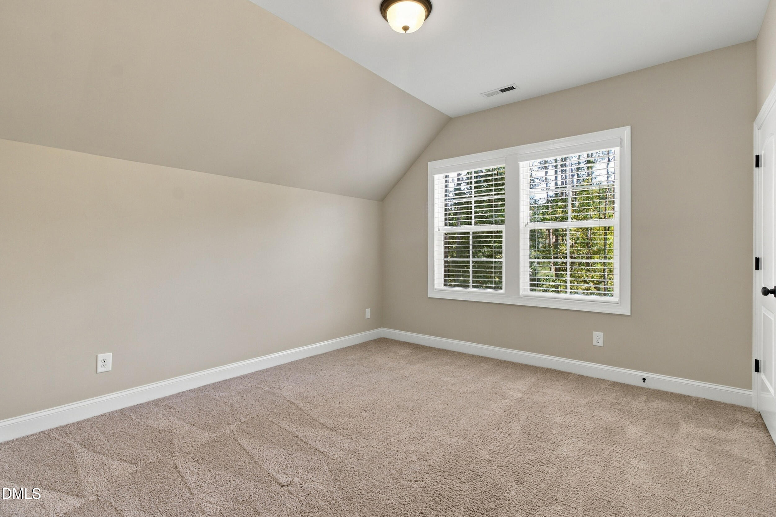 670 Rockport Drive Property Photo 22