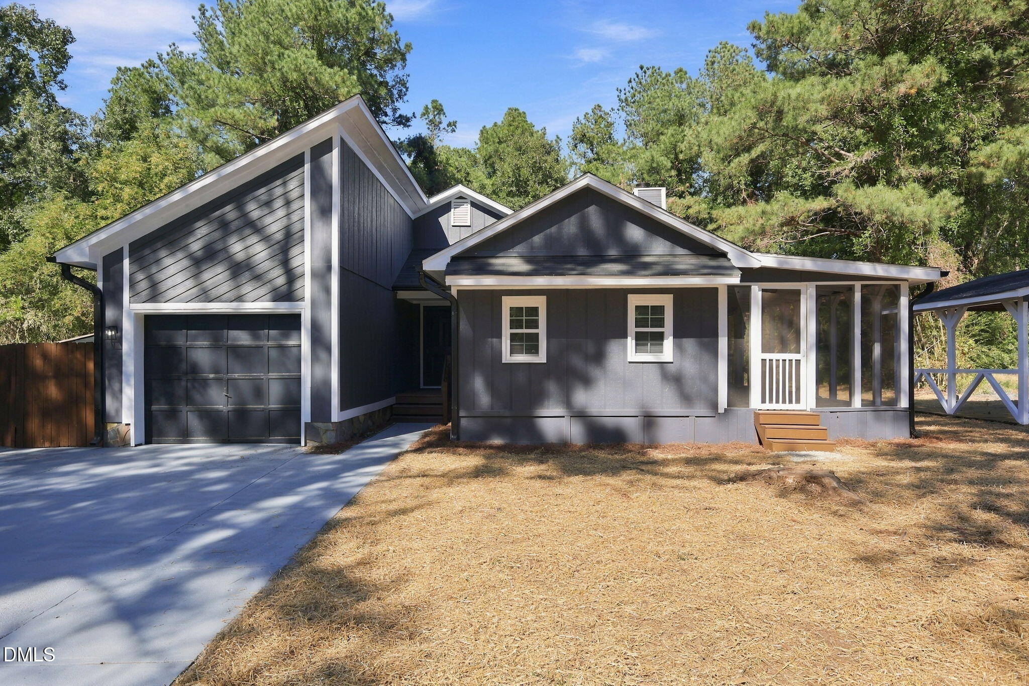 135 Eulon Loop Property Photo 1