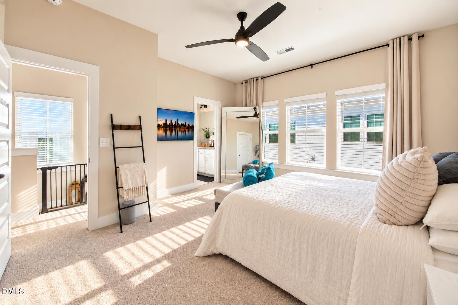 8111 Diversy Way Property Photo 27