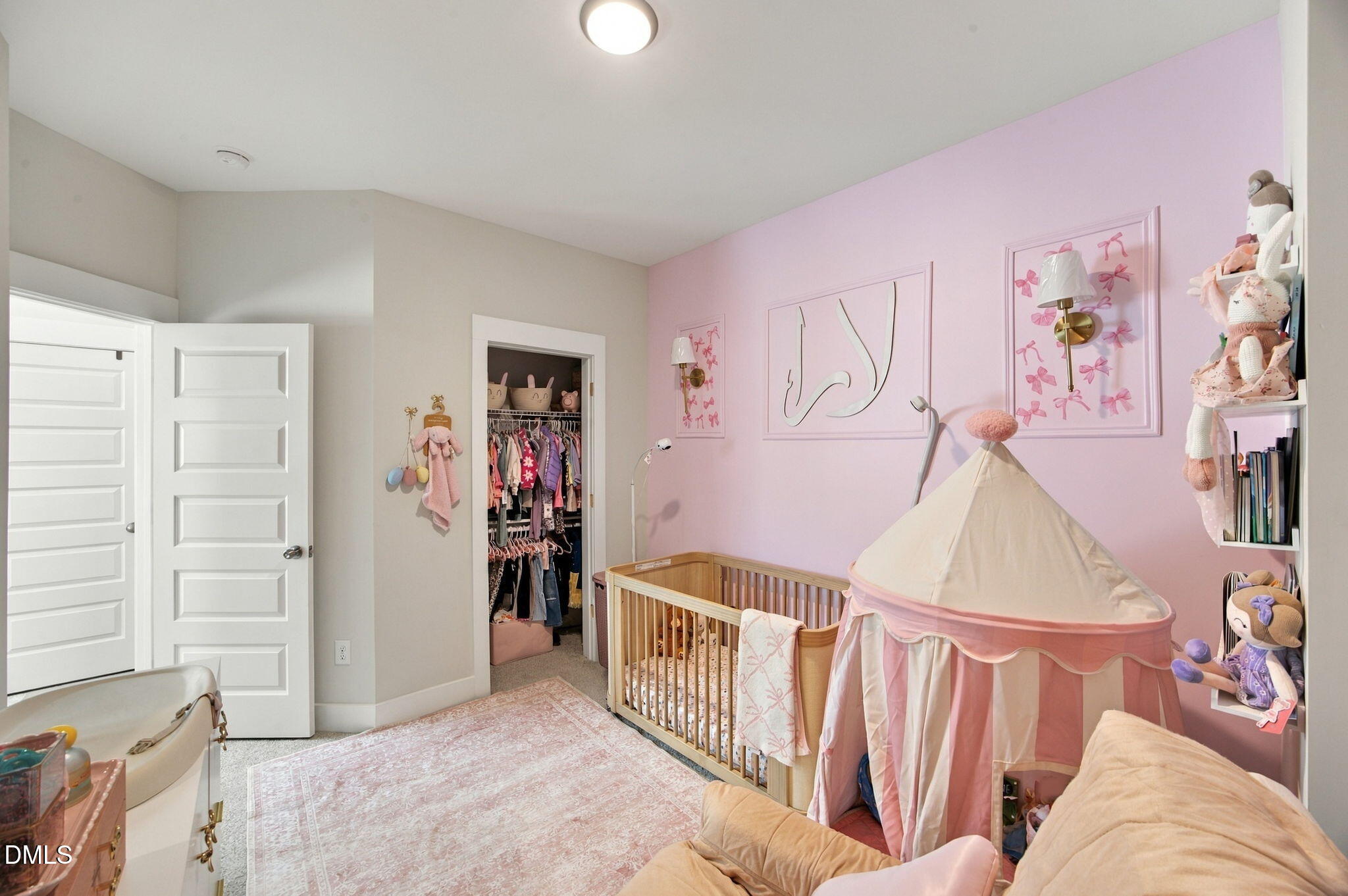 8111 Diversy Way Property Photo 33