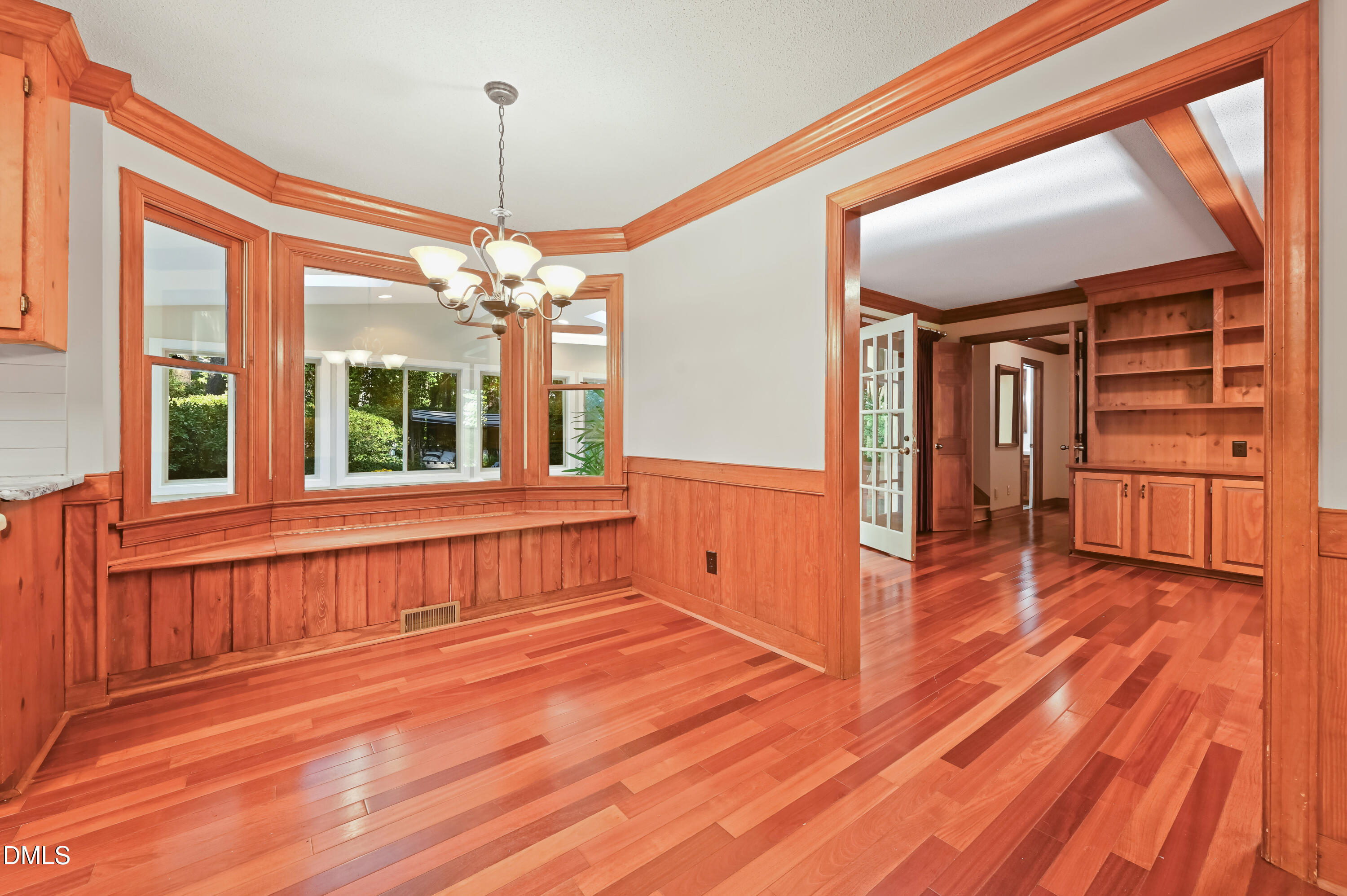 1011 Queensferry Road Property Photo 6