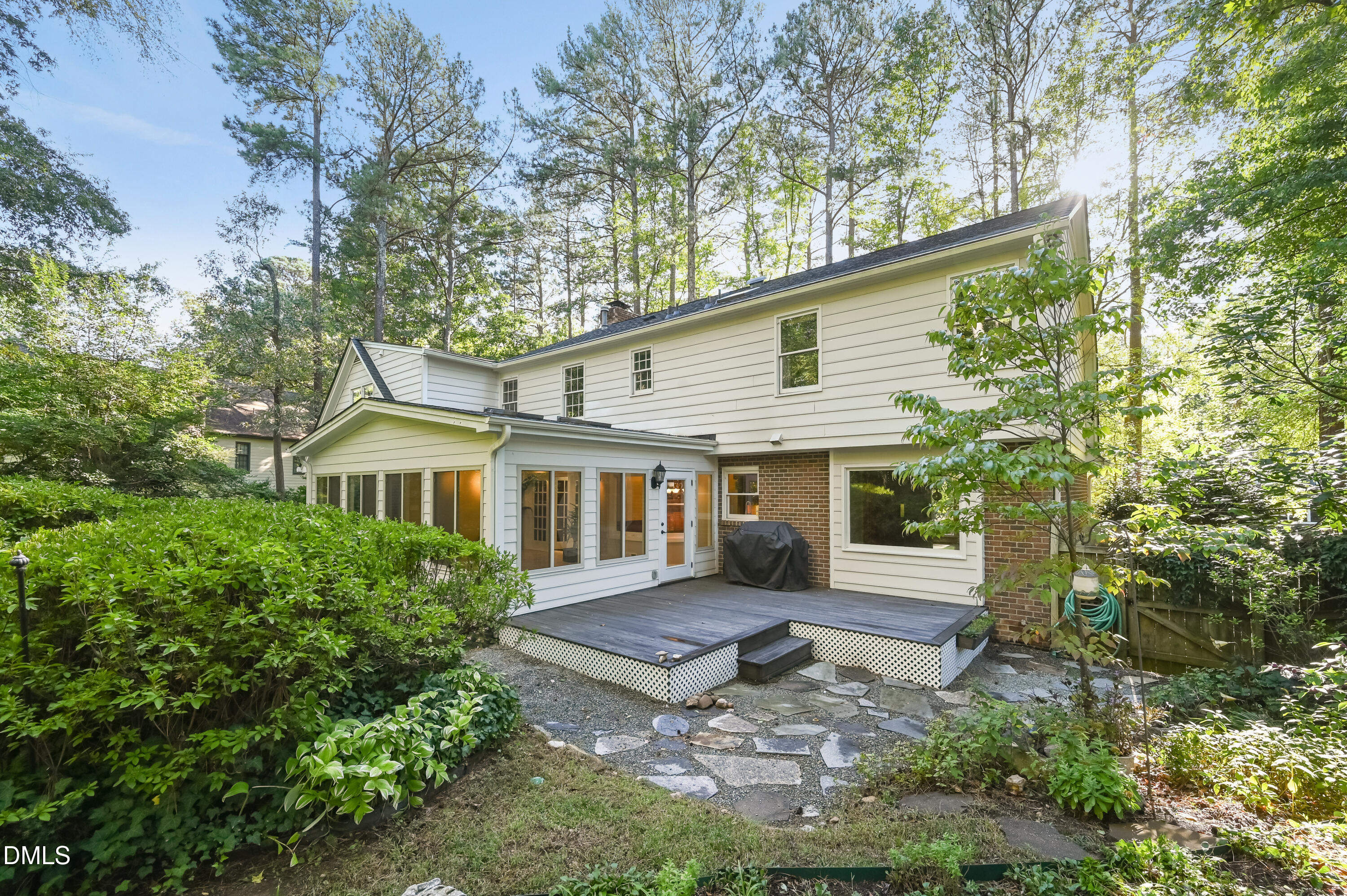 1011 Queensferry Road Property Photo 30