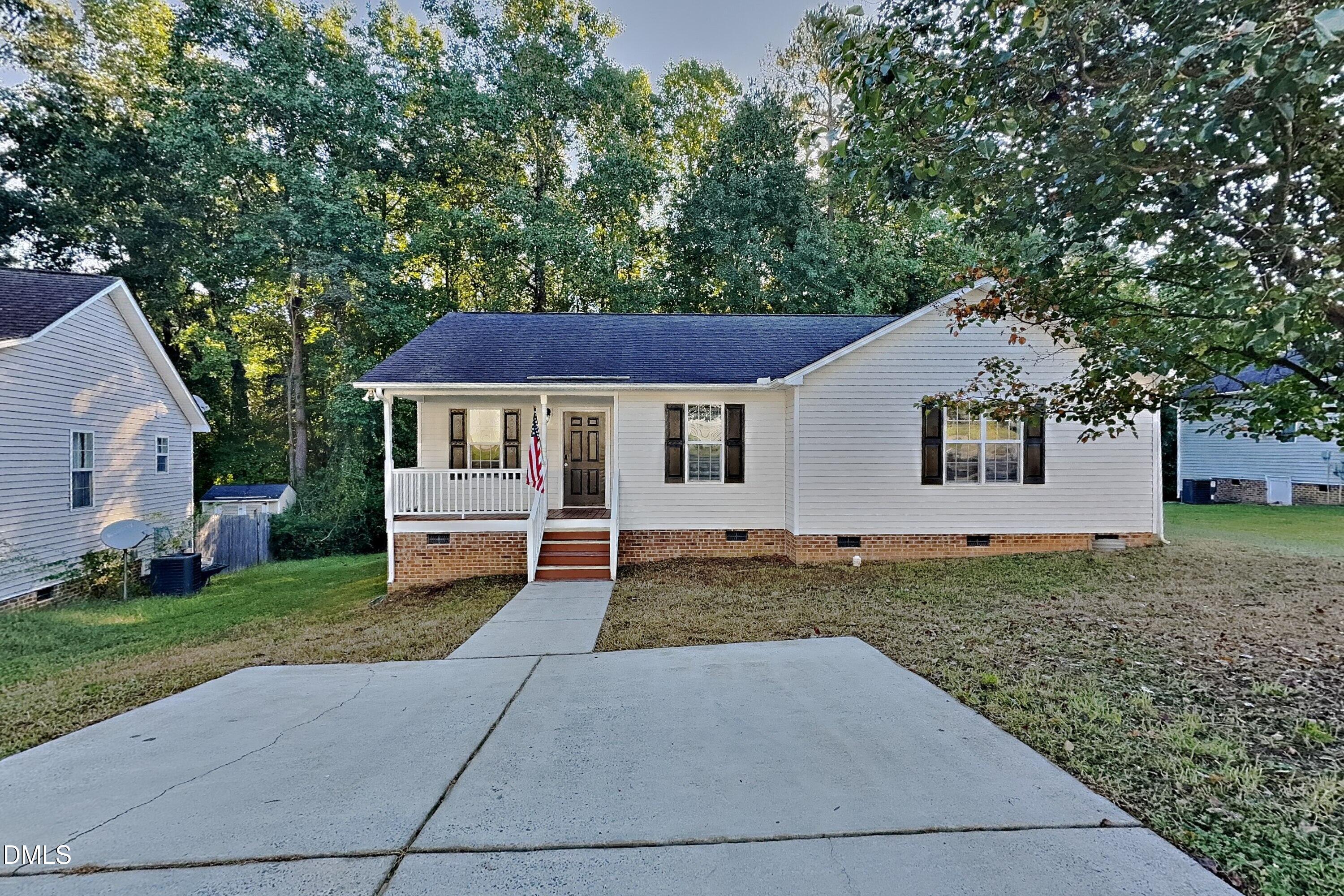 1209 Woodbriar Street Property Photo 1