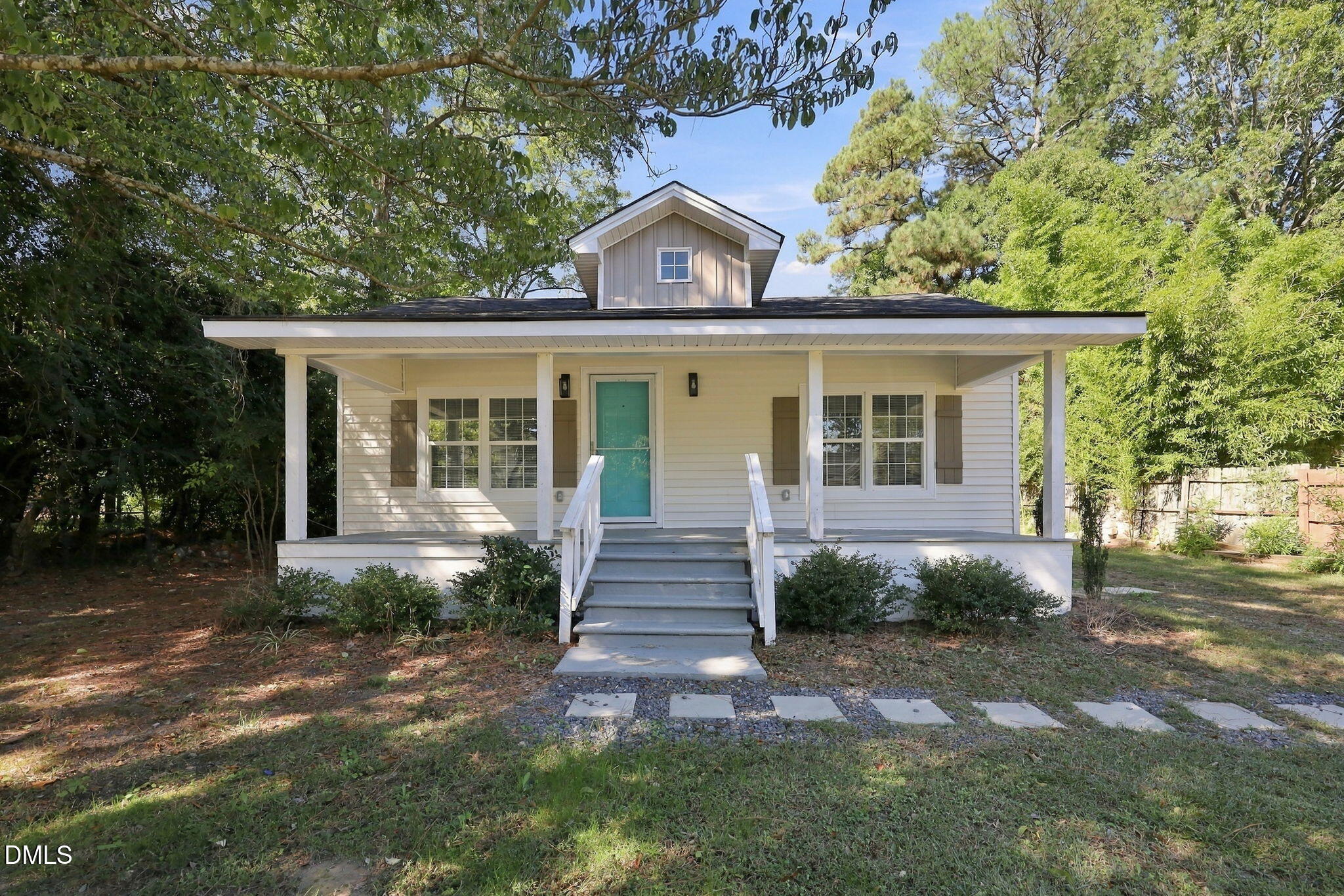 109 N Dunn Street Property Photo 2
