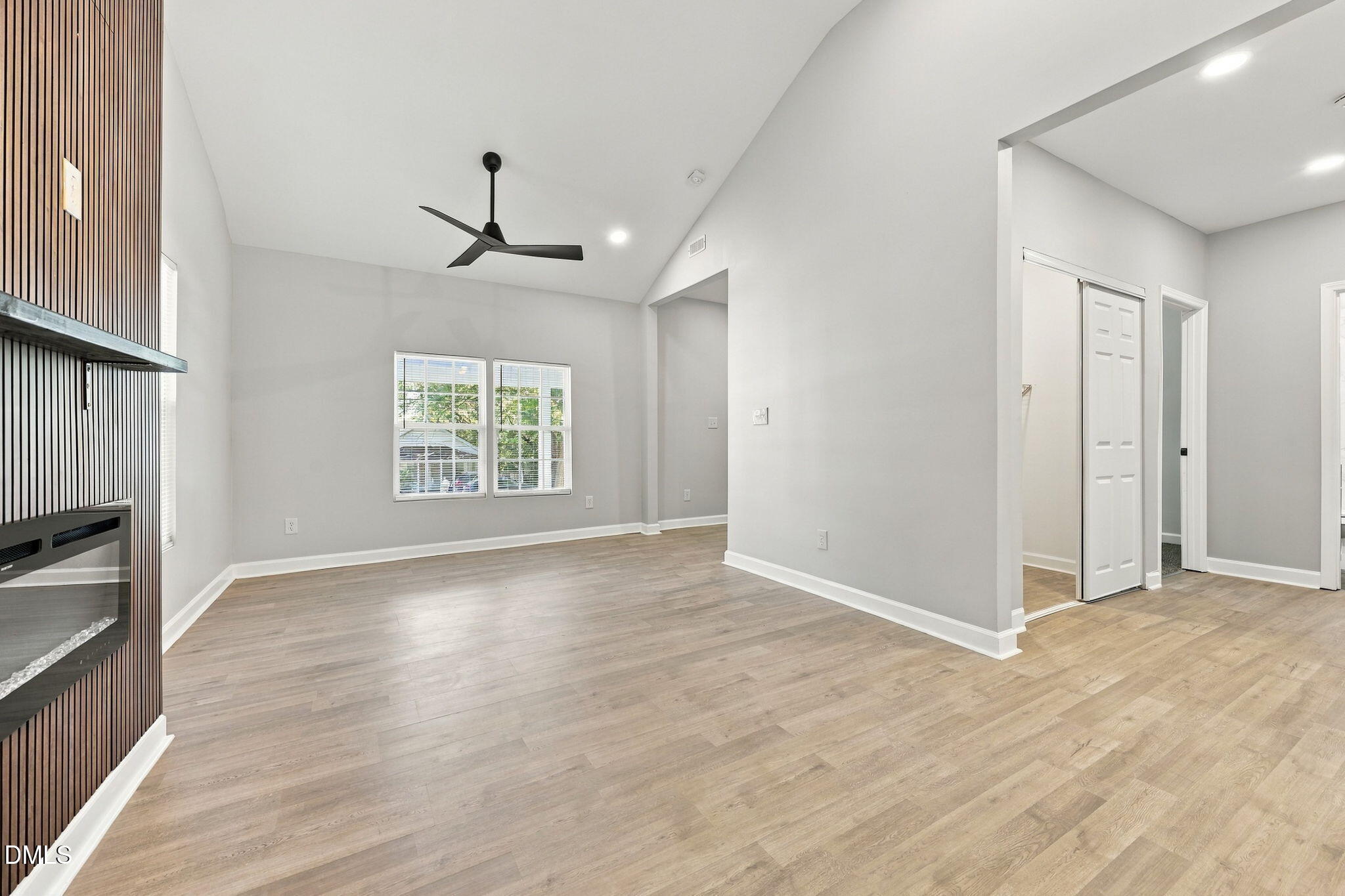 109 N Dunn Street Property Photo 8