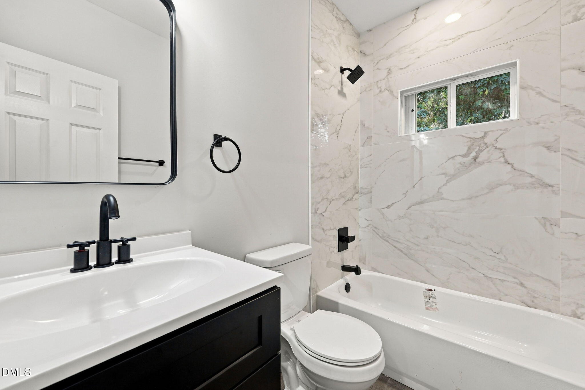109 N Dunn Street Property Photo 16