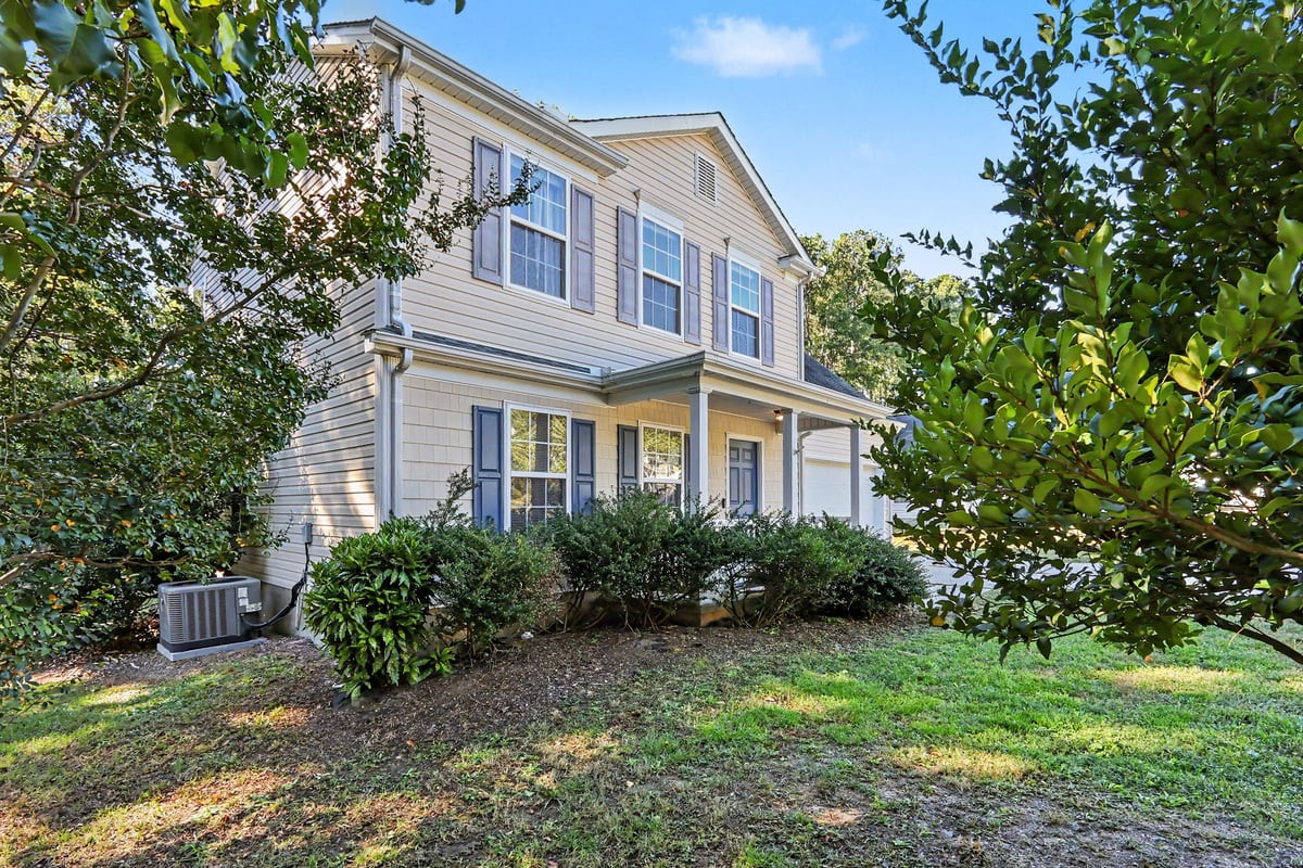 402 Feldspar Way Property Photo 1