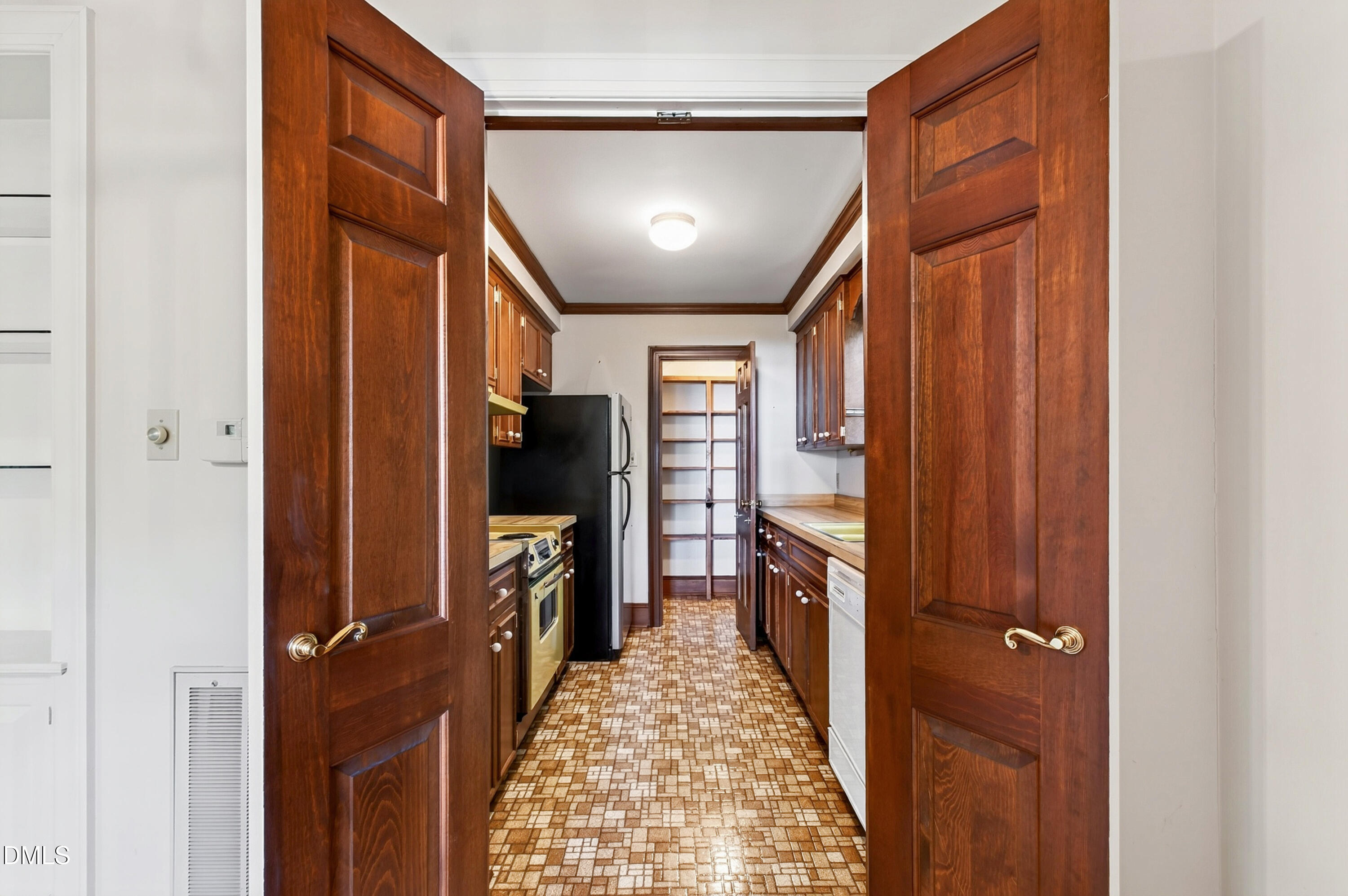 3309 Childers Street Property Photo 32