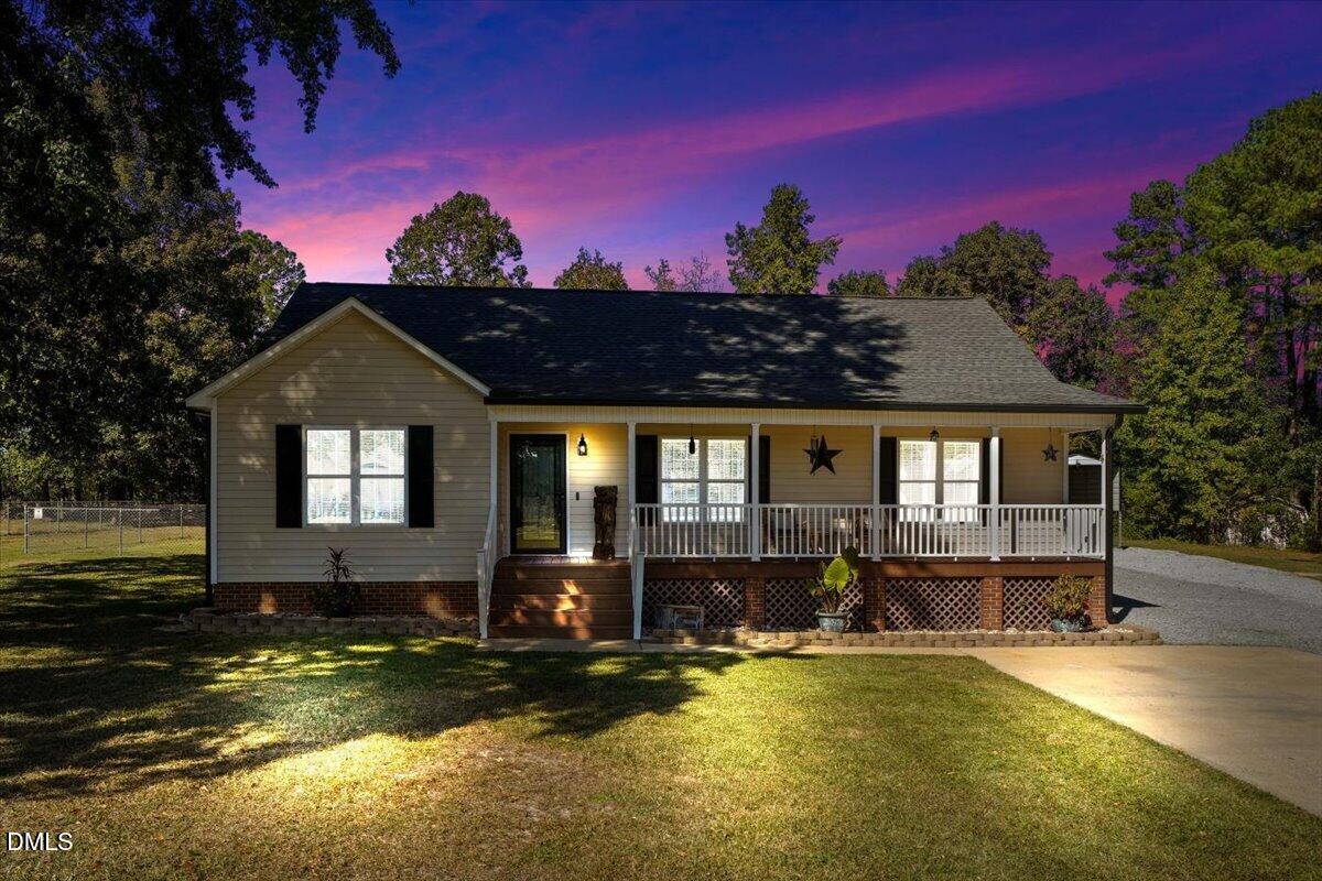 209 Davis Farm Drive Property Photo 3