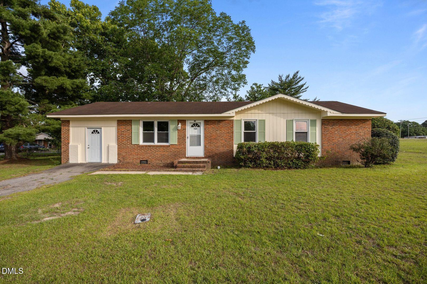 54 Rolling Springs Drive Property Photo 2