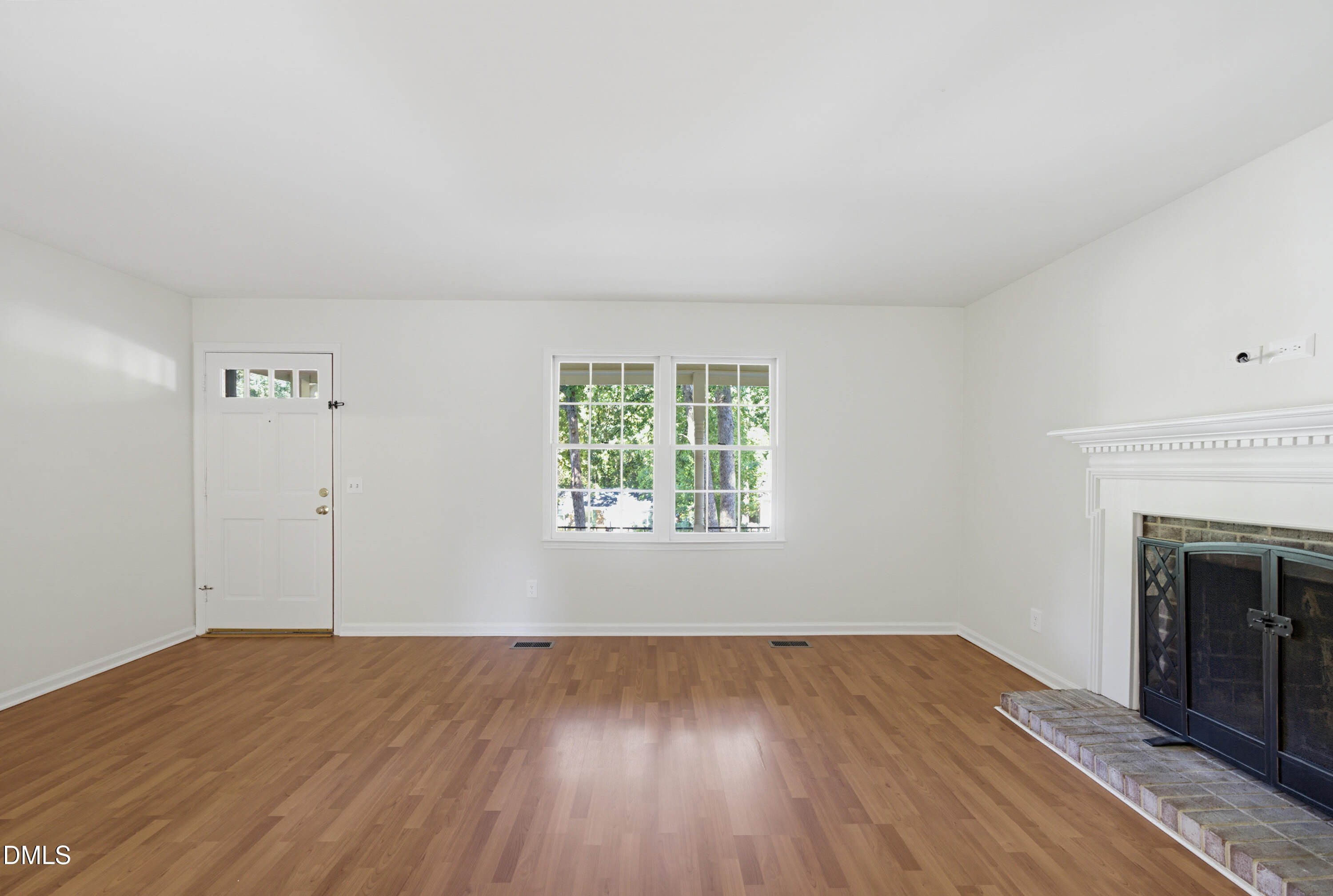 1013 Trollingwood Lane Property Photo 7