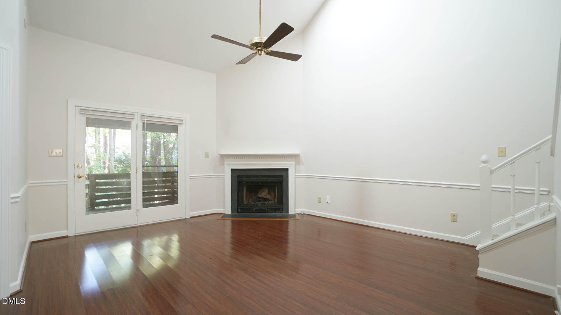 101 Danforth Drive Property Photo 3