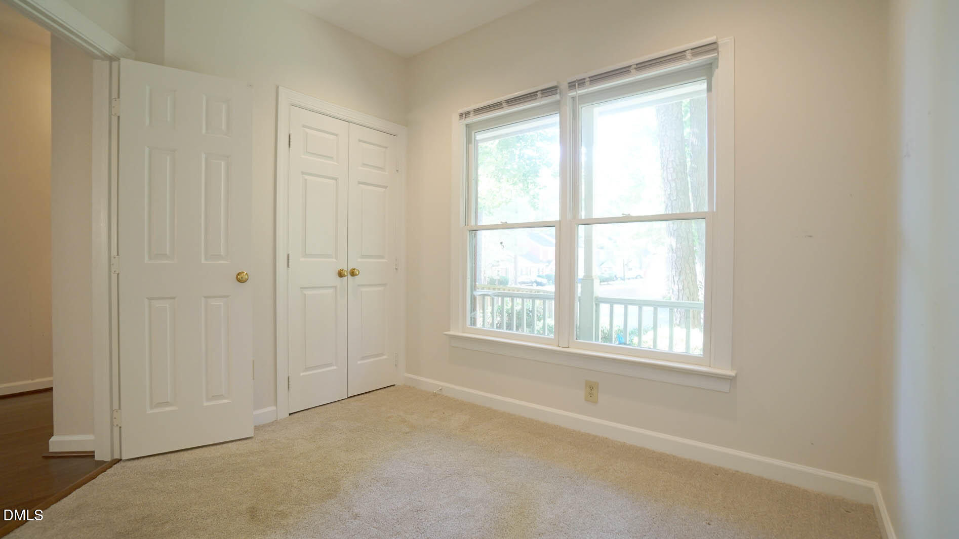101 Danforth Drive Property Photo 6