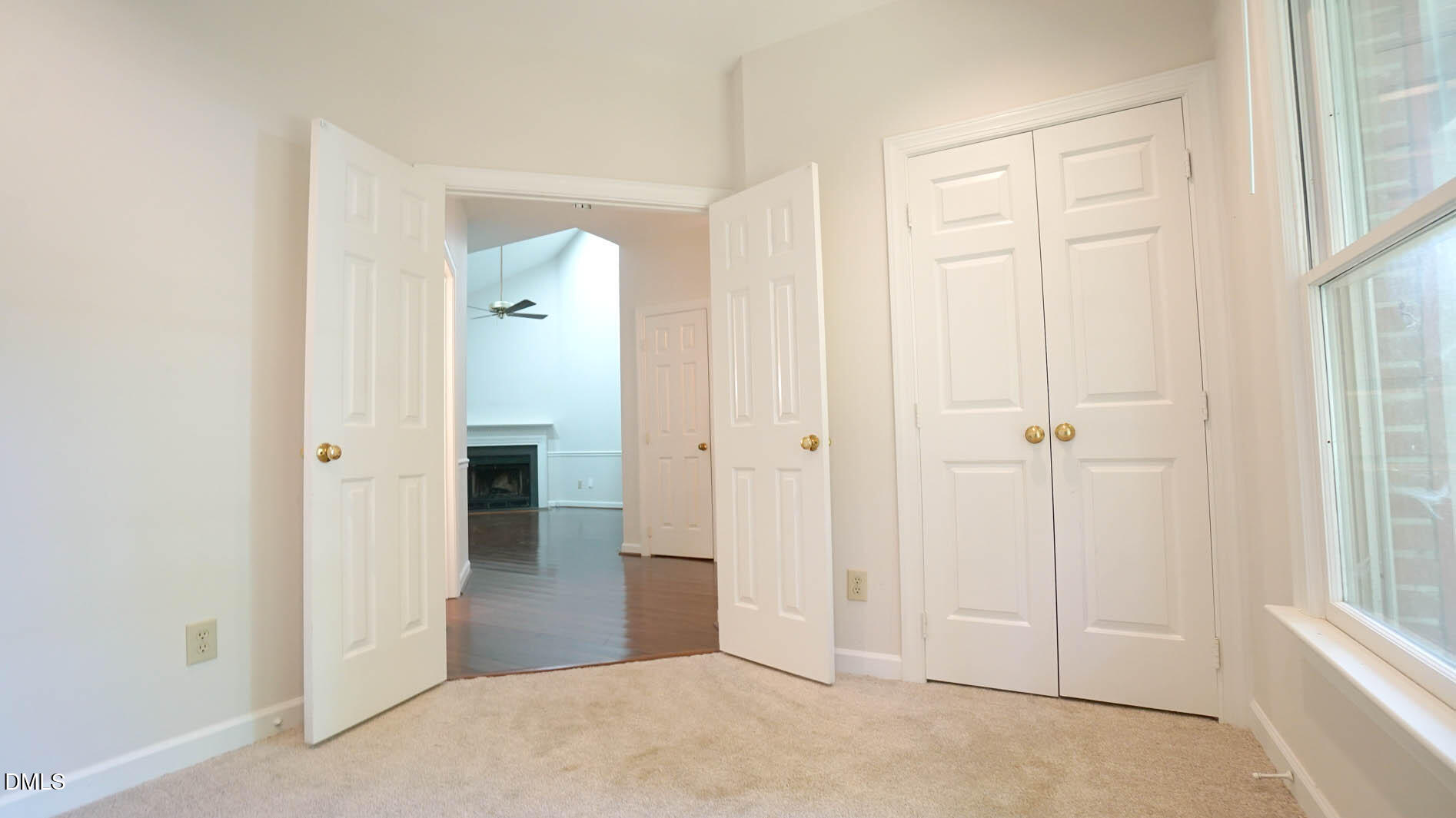 101 Danforth Drive Property Photo 8