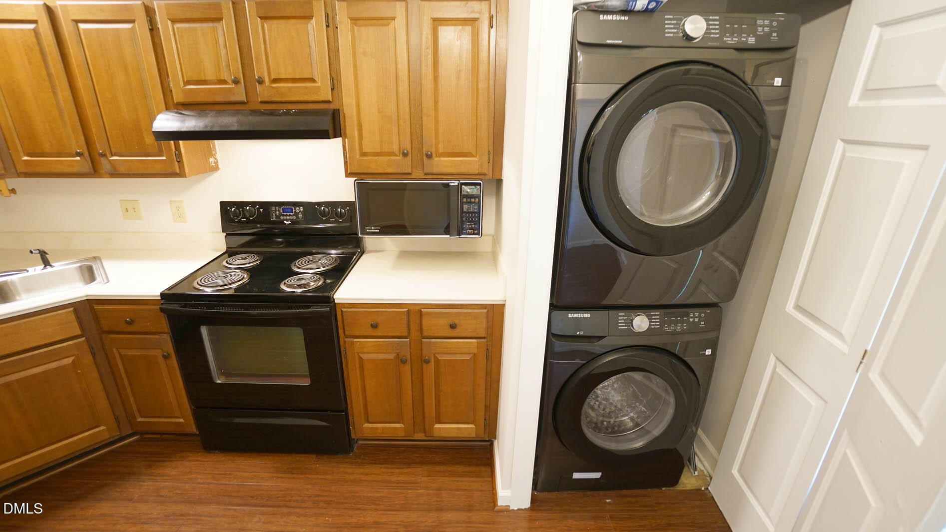 101 Danforth Drive Property Photo 10