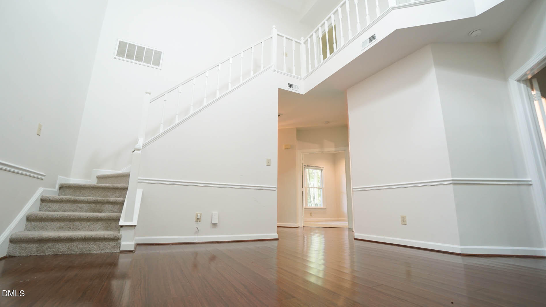 101 Danforth Drive Property Photo 13