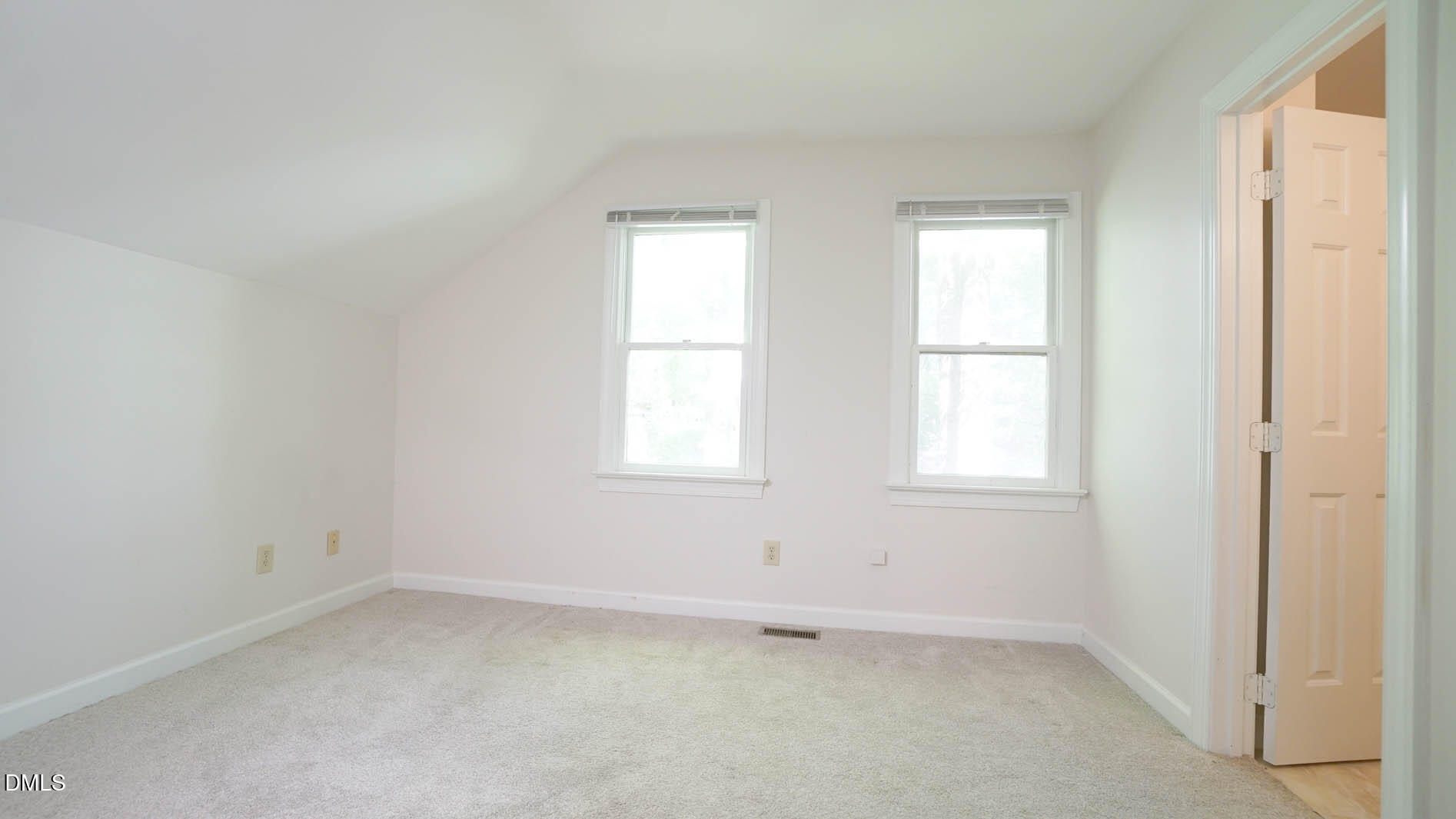 101 Danforth Drive Property Photo 19