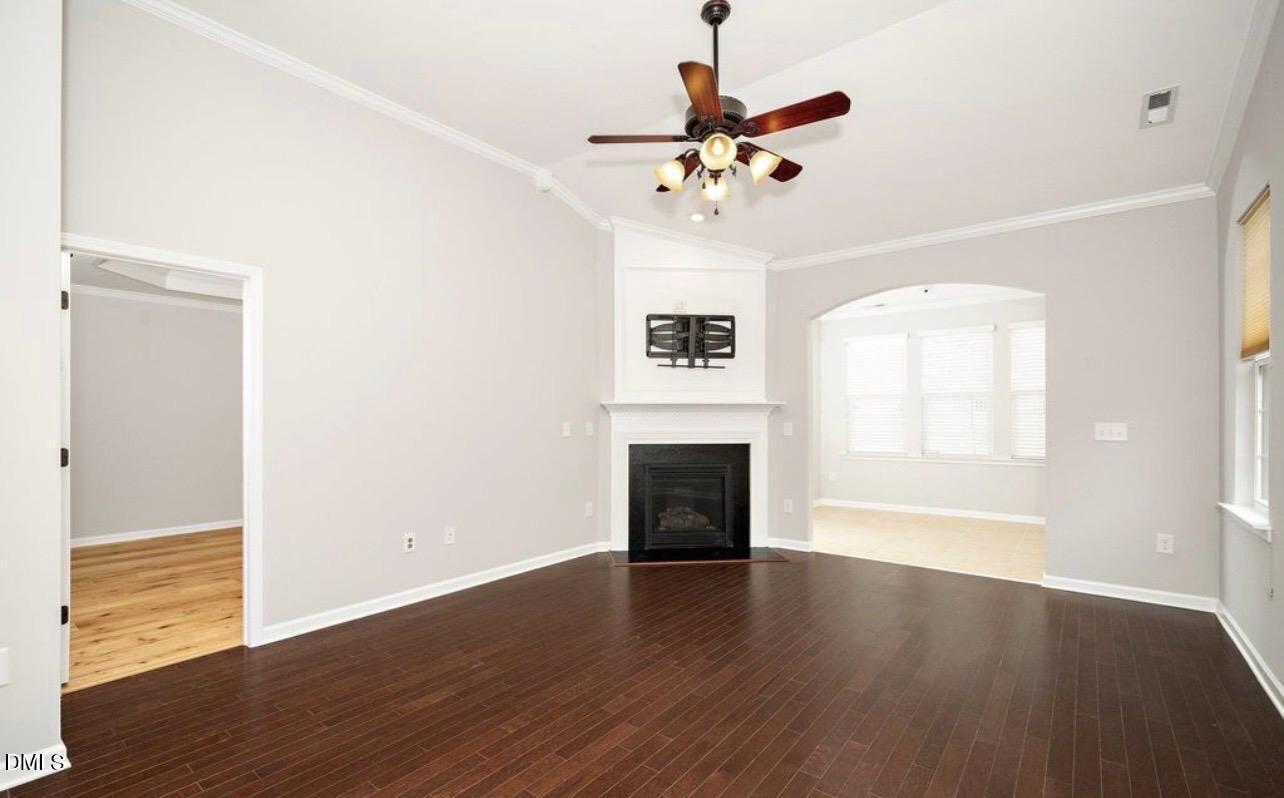 711 Mountain Pine Drive Property Photo 9