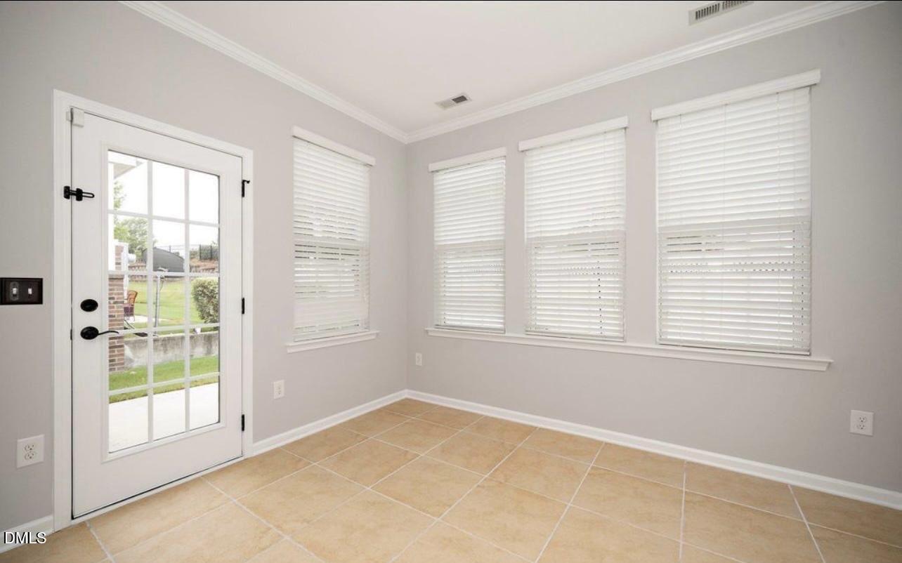 711 Mountain Pine Drive Property Photo 10