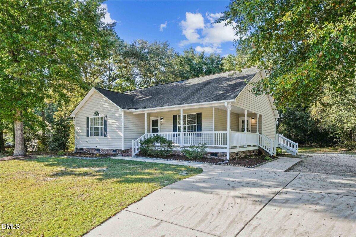 599 Madison Avenue Property Photo 3