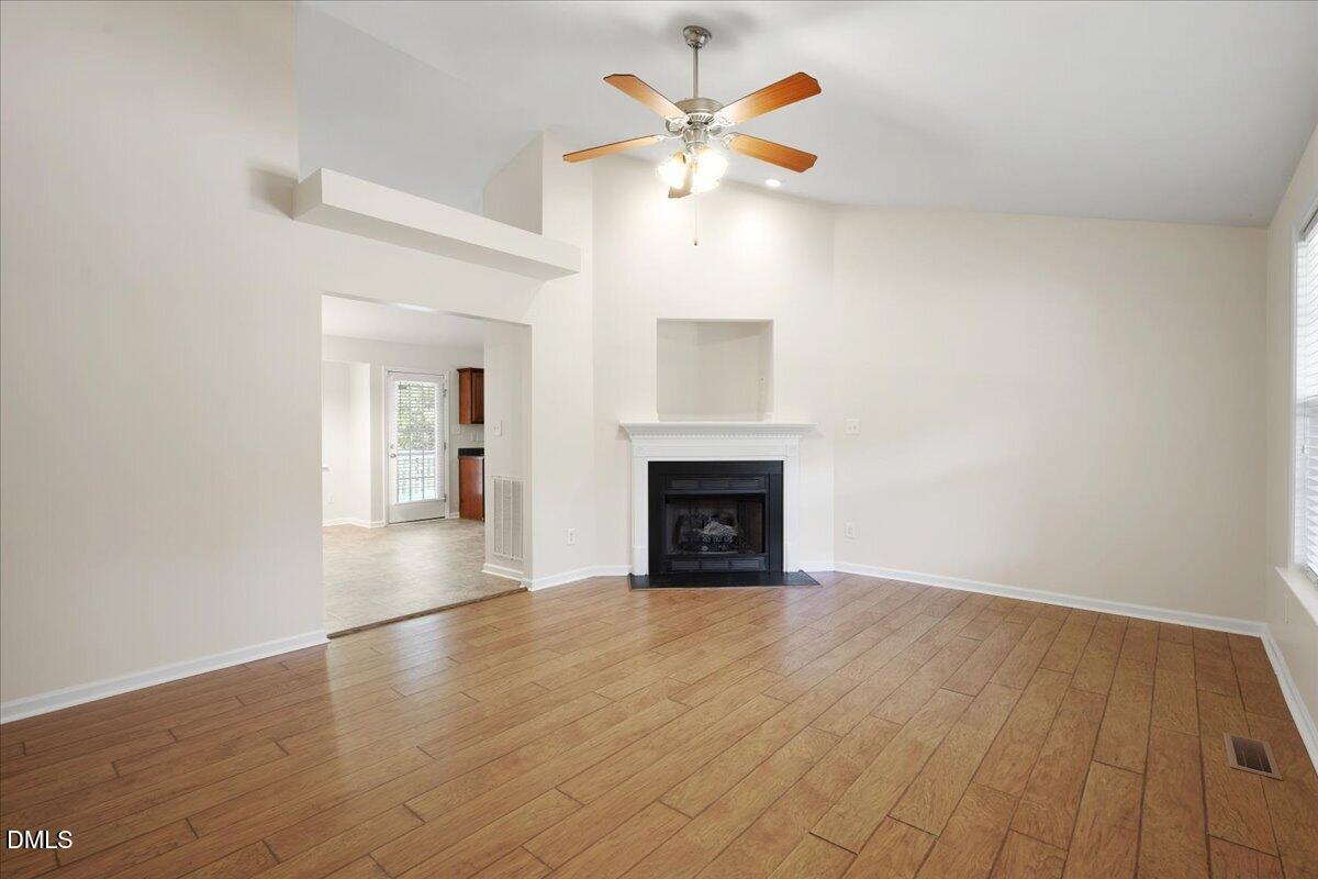 599 Madison Avenue Property Photo 14