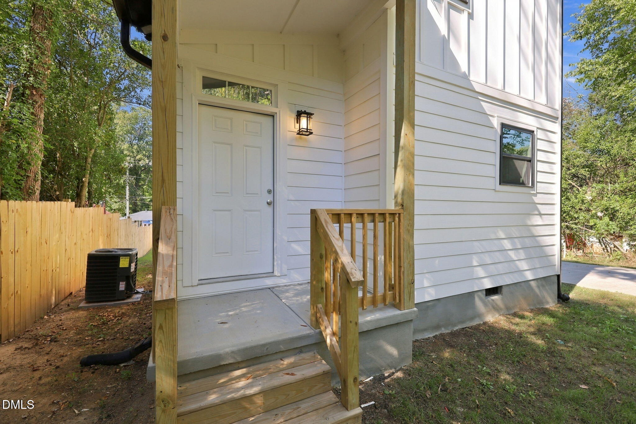 1508 N Hyde Park Avenue Property Photo 37