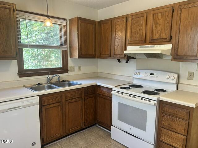 6550 English Oaks Drive Property Photo 4