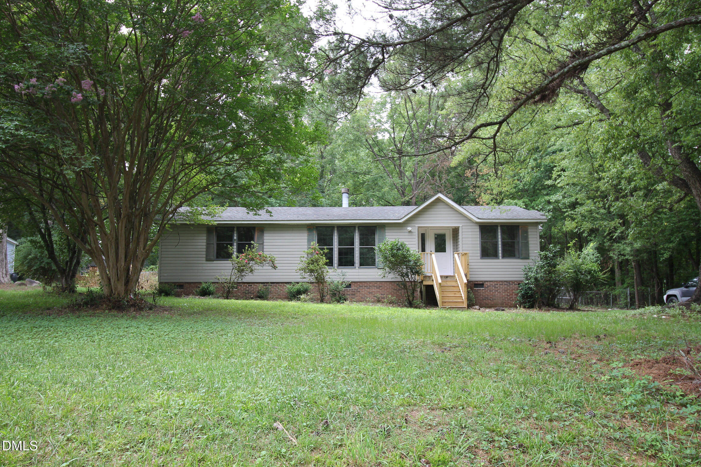 139 Prestonwood Drive Property Photo 1